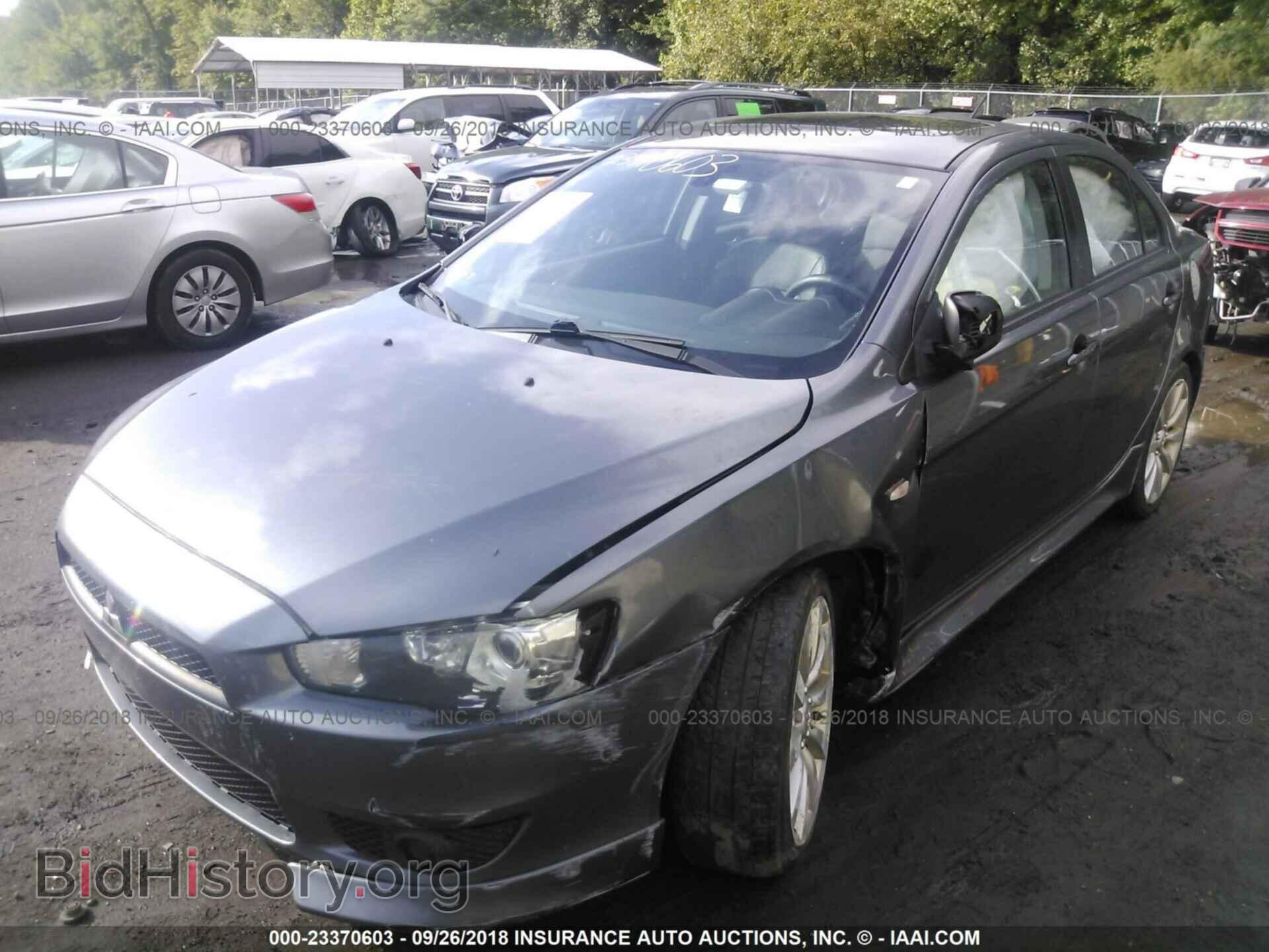 2011 Mitsubishi Lancer - VIN: JA32U8FW2BU008361 - Фото 2