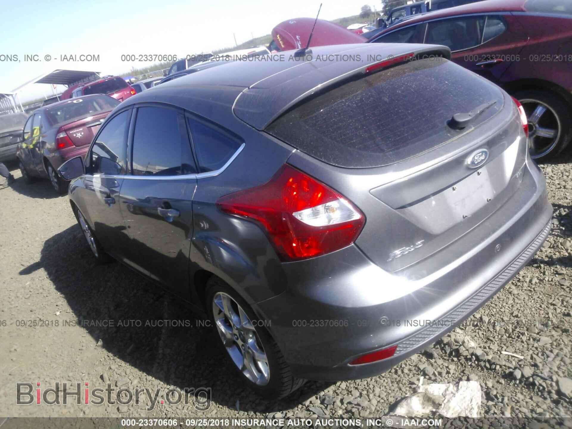 2012 Ford Focus - VIN: 1FAHP3M28CL273952 - Фото 3