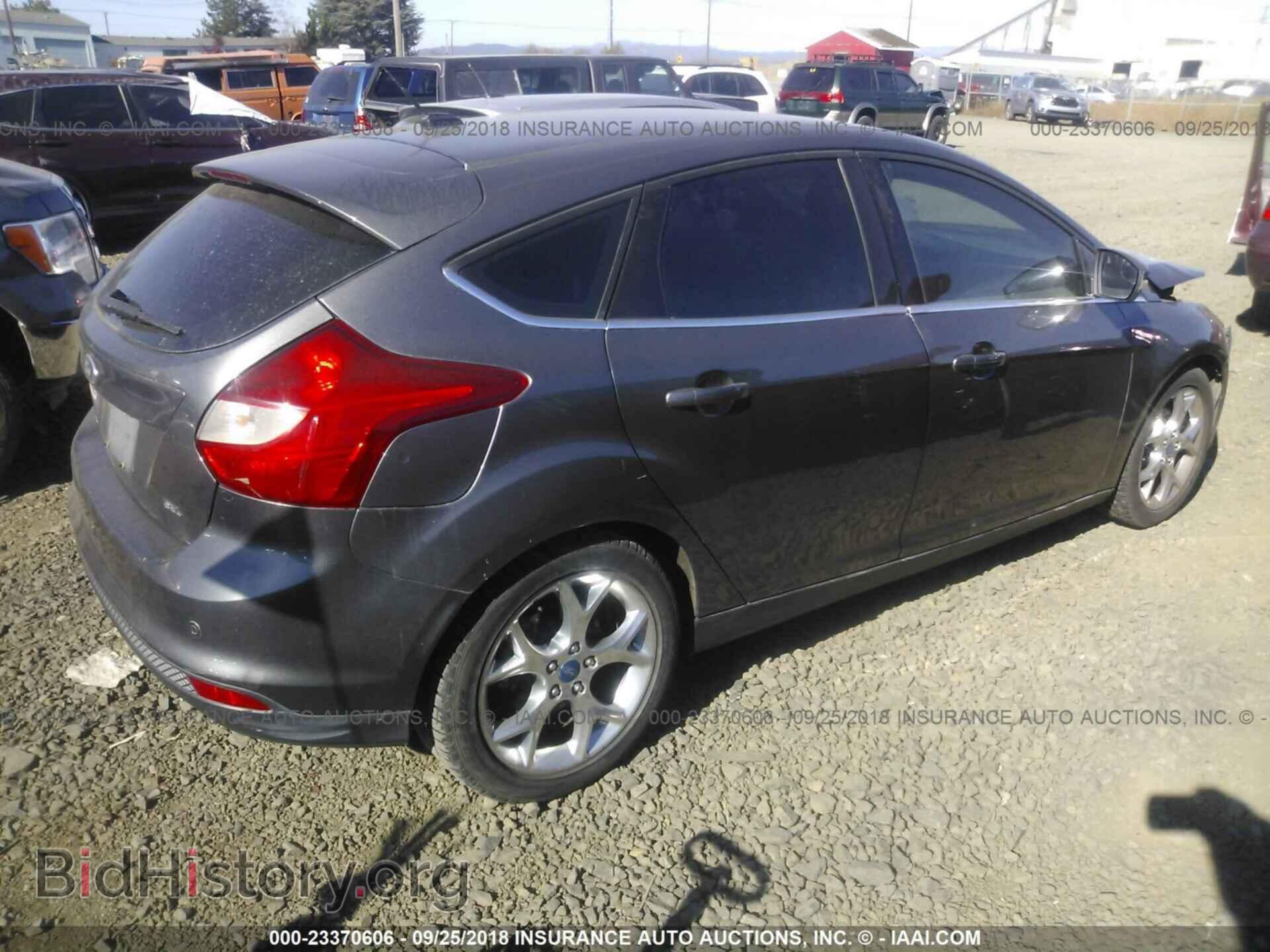 2012 Ford Focus - VIN: 1FAHP3M28CL273952 - Фото 4