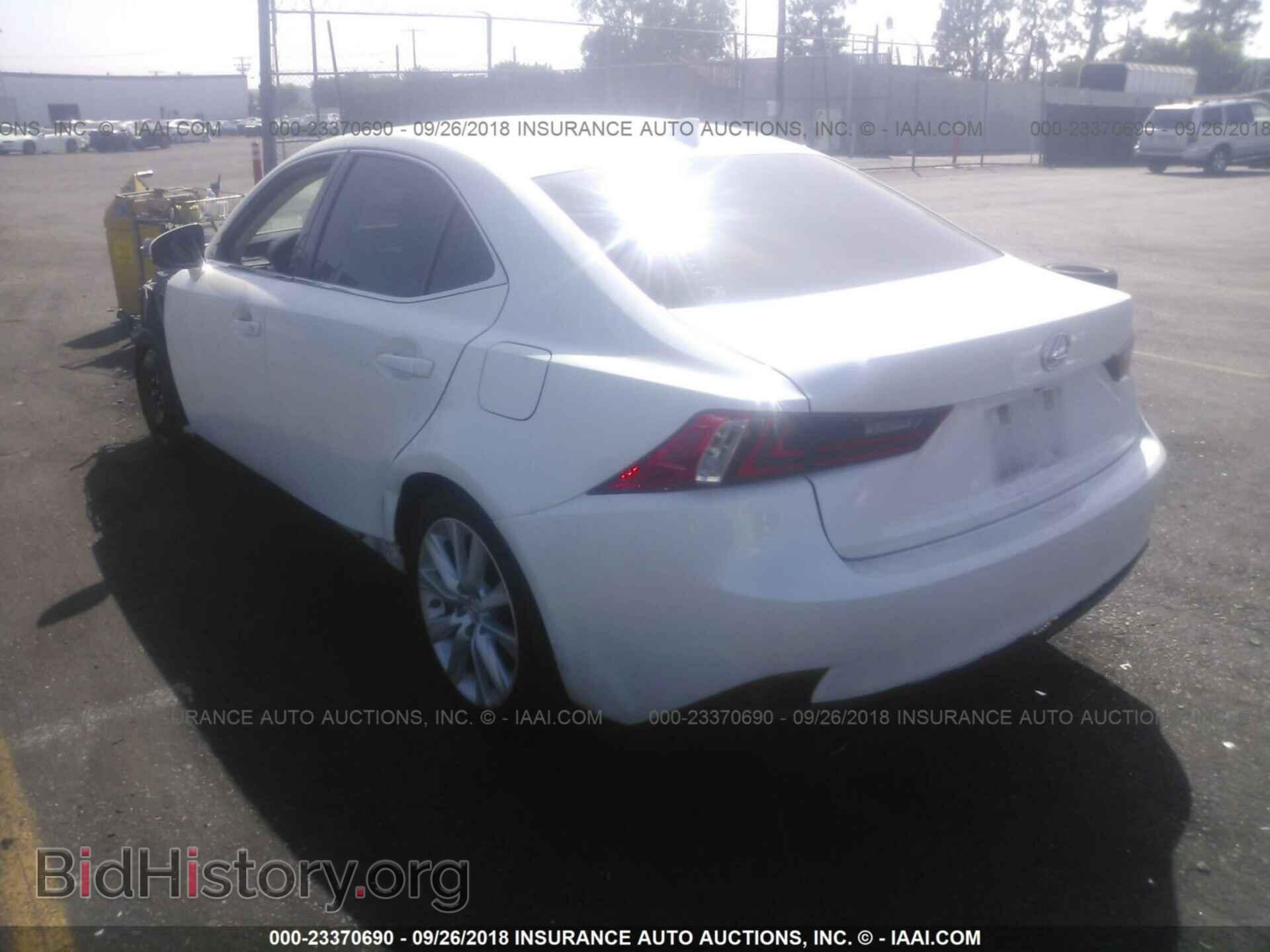 2014 Lexus Is - VIN: JTHBF1D29E5022113 - Photo 3