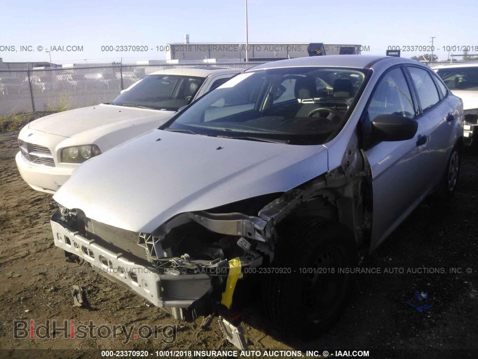 2012 Ford Focus - VIN: 1FAHP3E20CL444661 - Photo 2