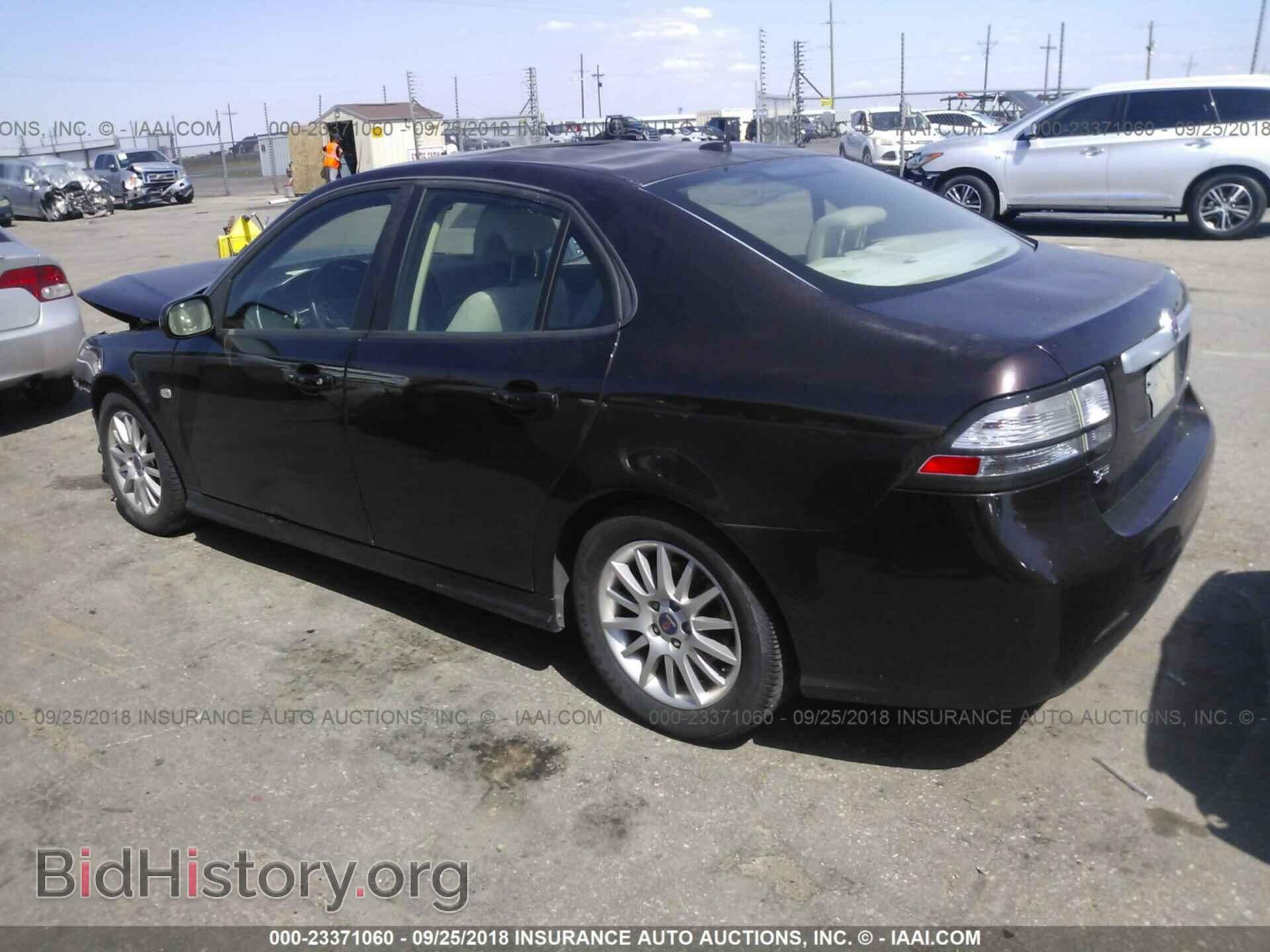 2011 Saab 9-3 - VIN: YS3FA4CYXB1303082 - Фото 3