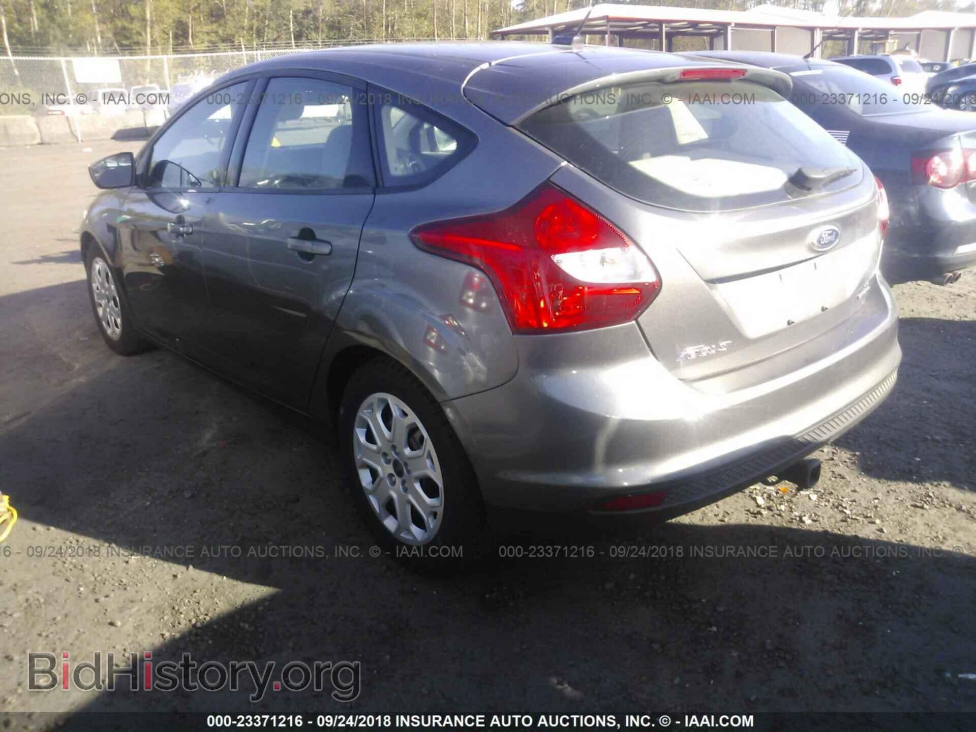 2012 Ford Focus - VIN: 1FAHP3K27CL449859 - Photo 3
