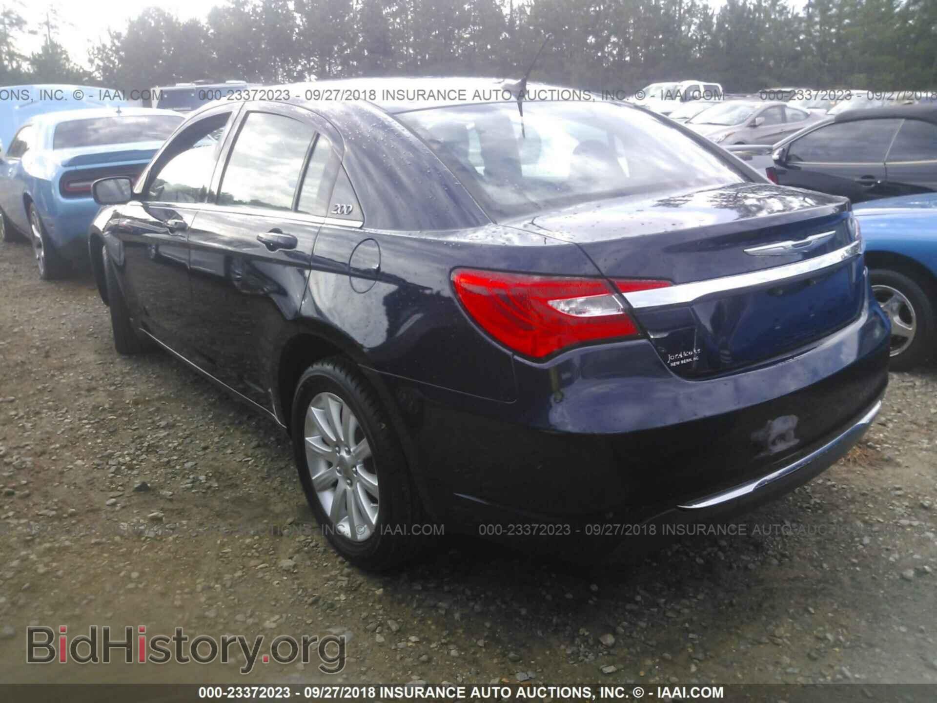 2013 Chrysler 200 - VIN: 1C3CCBBB2DN543703 - Фото 3