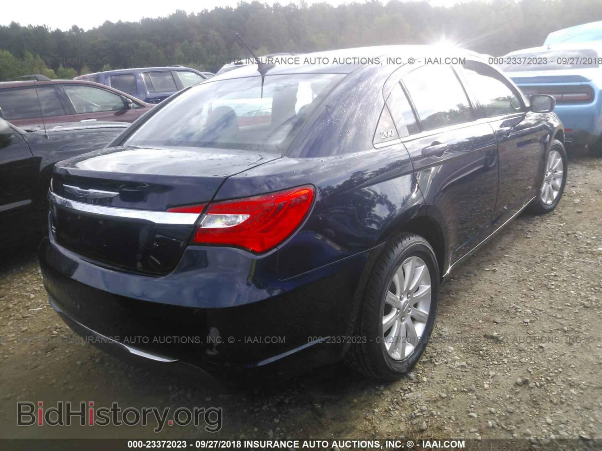 2013 Chrysler 200 - VIN: 1C3CCBBB2DN543703 - Фото 4