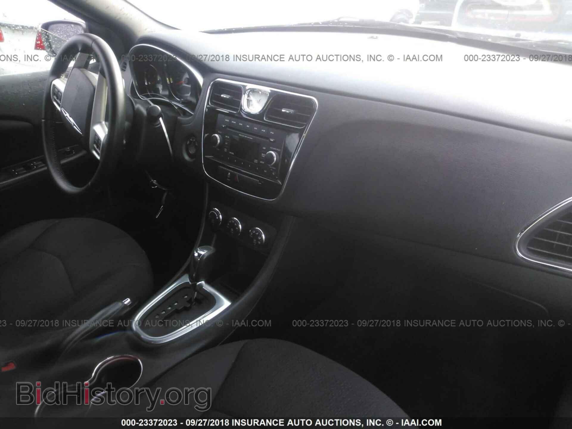 2013 Chrysler 200 - VIN: 1C3CCBBB2DN543703 - Фото 5