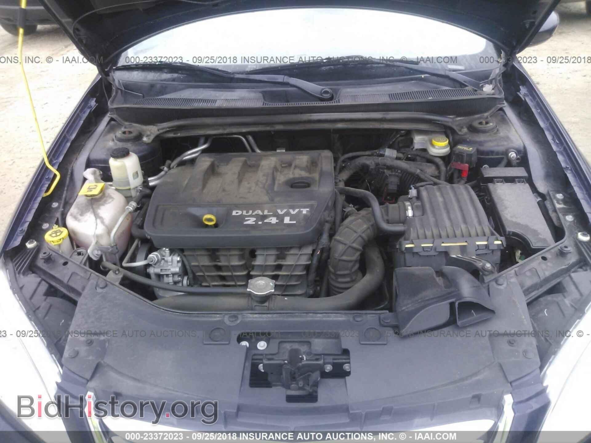 2013 Chrysler 200 - VIN: 1C3CCBBB2DN543703 - Фото 10