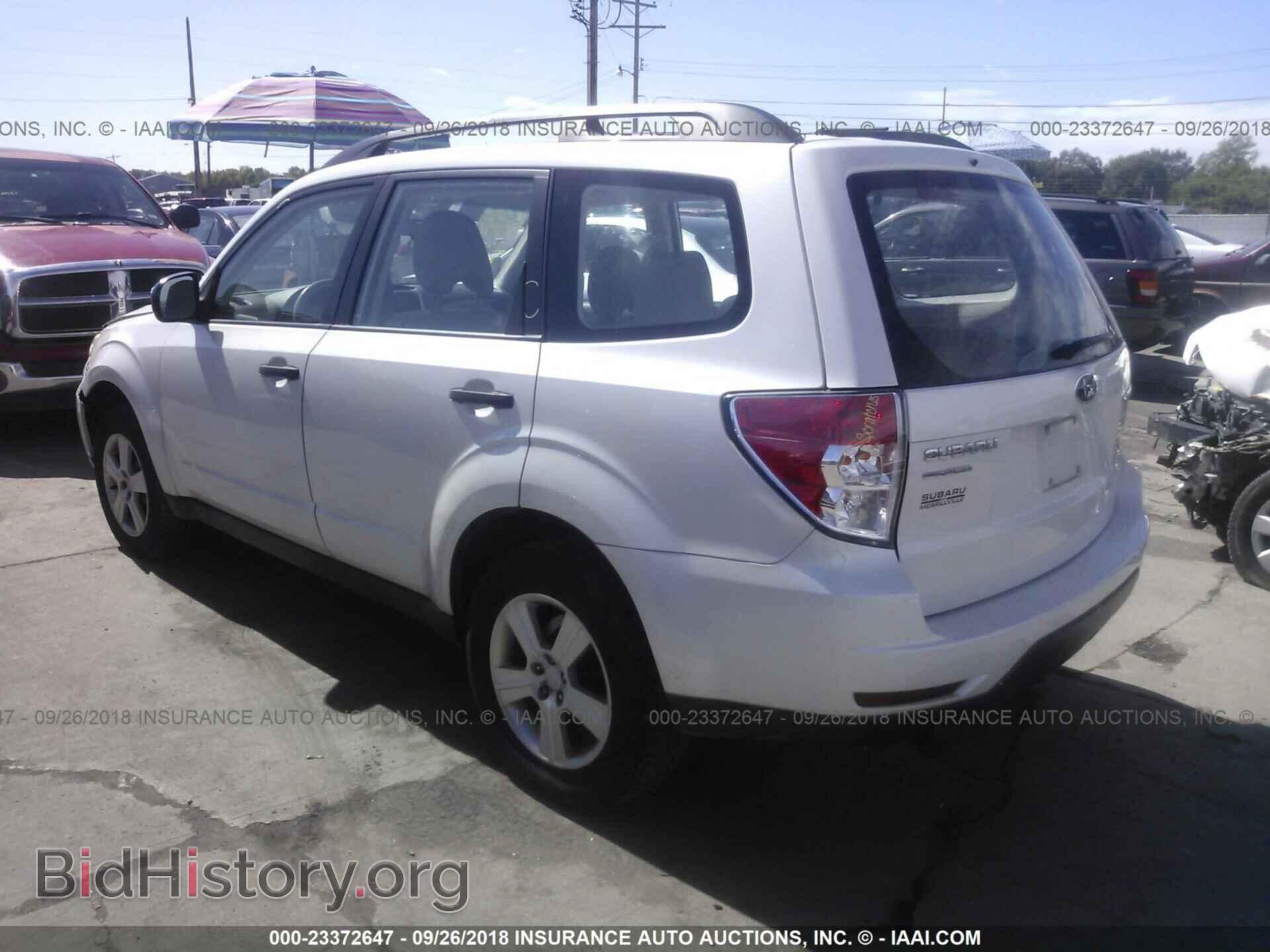 2011 Subaru Forester - VIN: JF2SHBBC3BG723695 - Фото 3