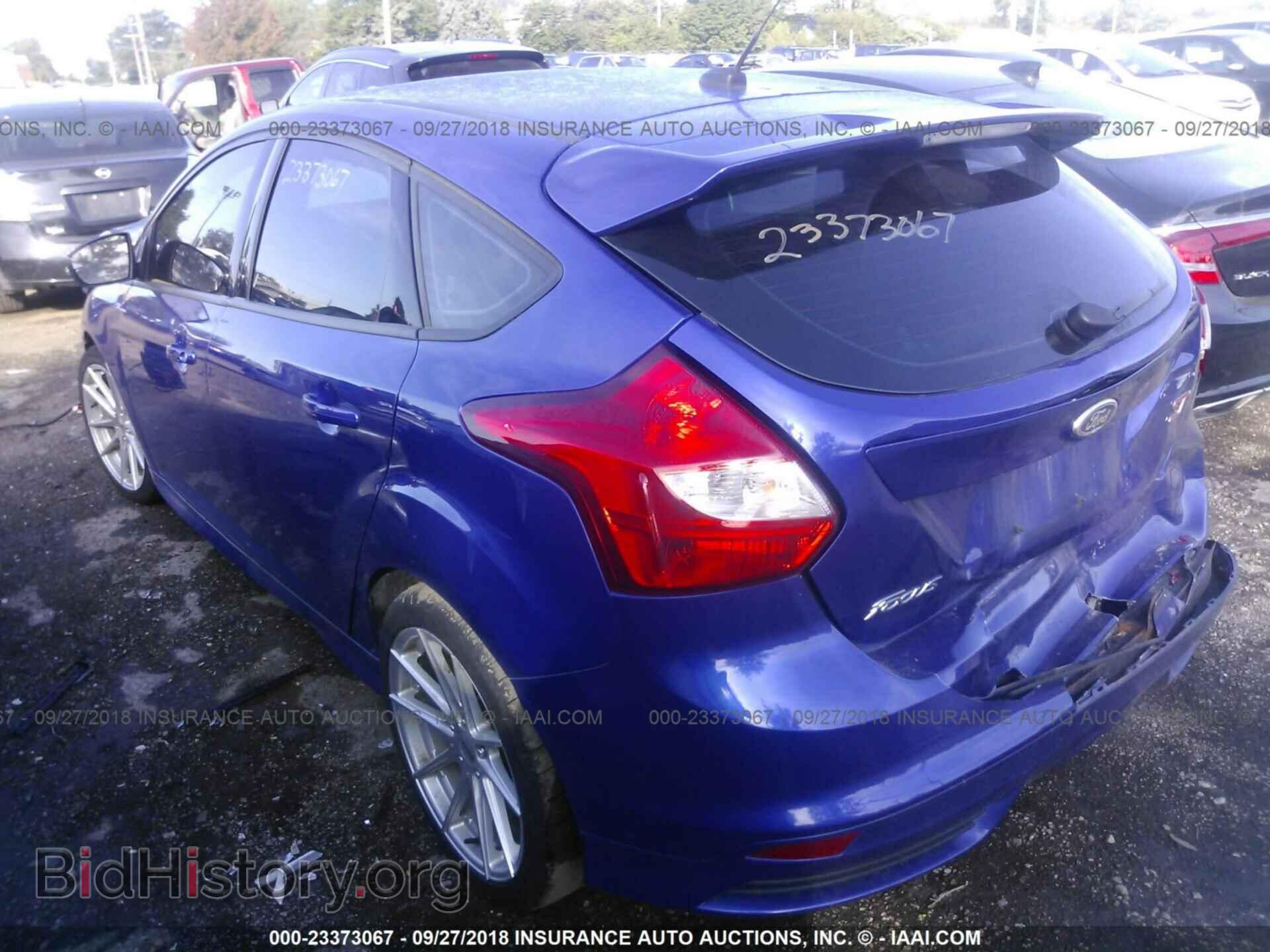 2014 Ford Focus - VIN: 1FADP3L9XEL411006 - Photo 3
