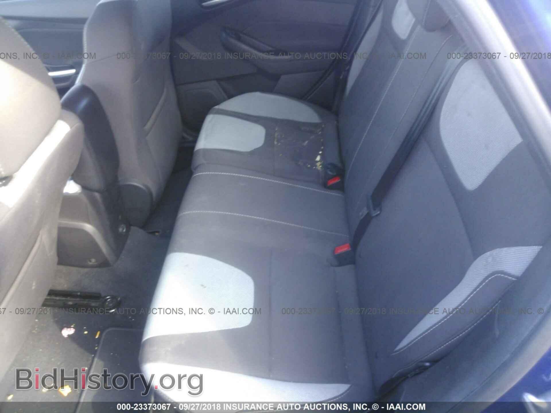 2014 Ford Focus - VIN: 1FADP3L9XEL411006 - Photo 8
