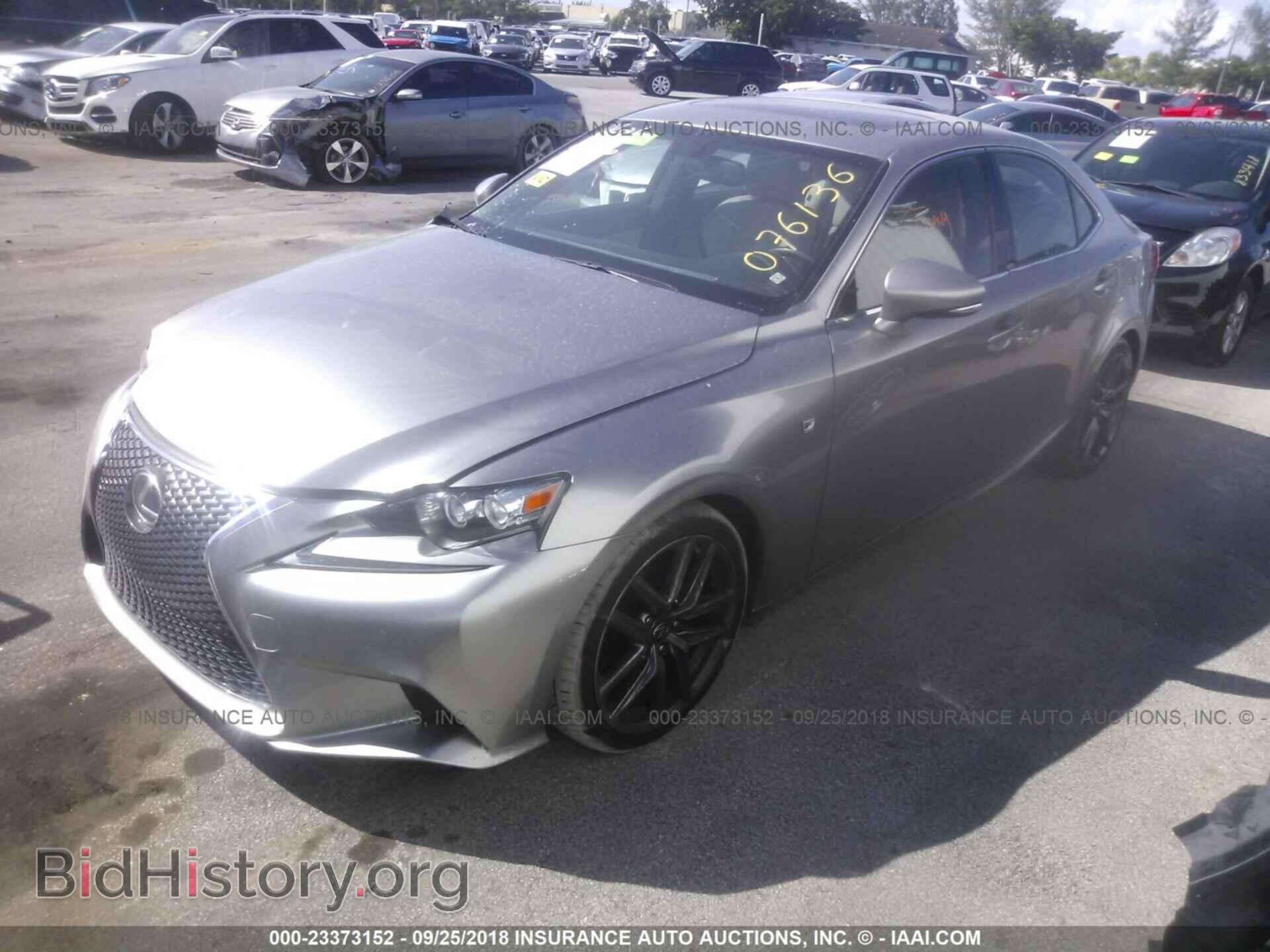 2015 Lexus Is - VIN: JTHBF1D23F5076136 - Photo 2