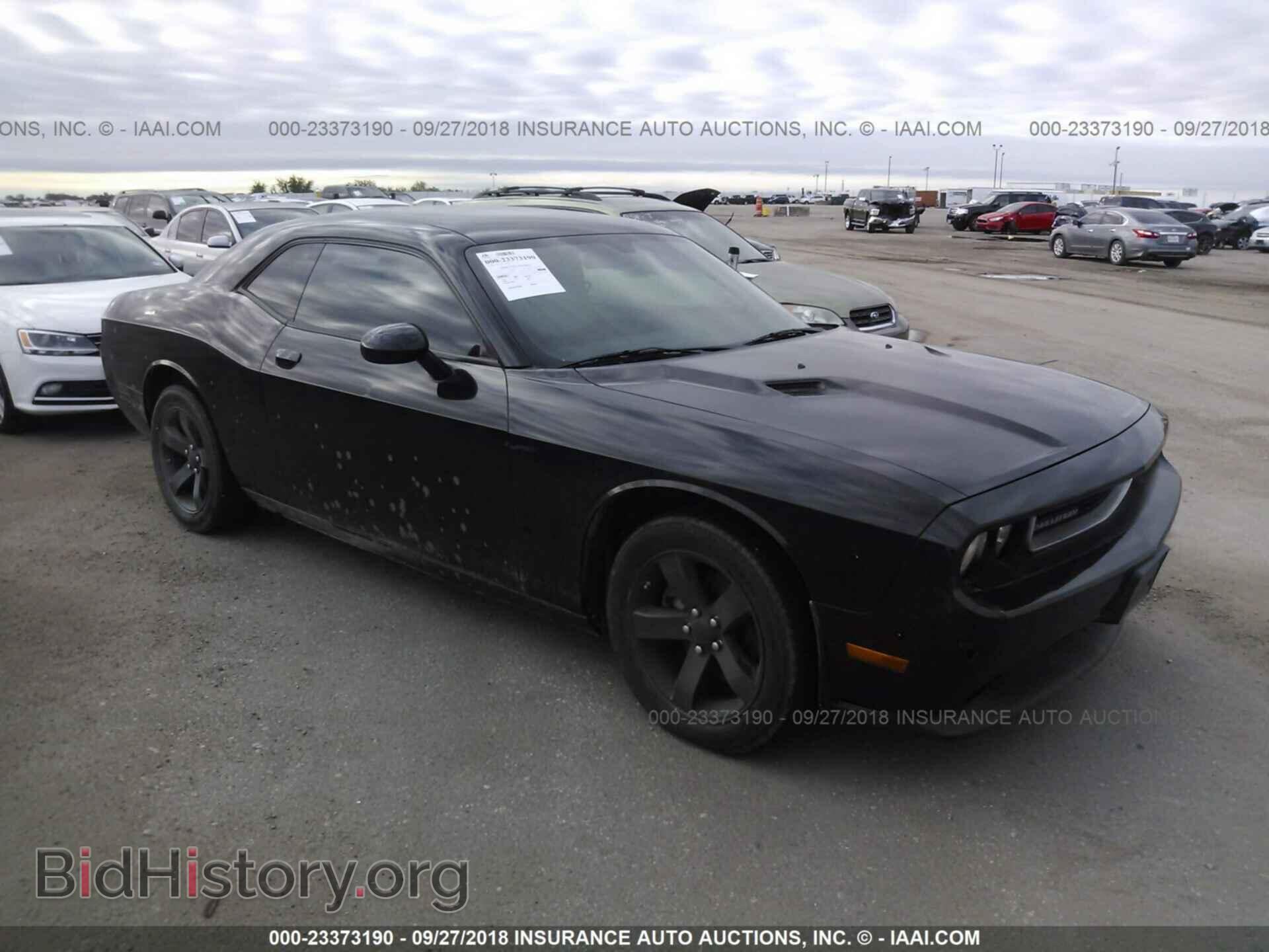 Фотография 2B3CJ4DG3BH524655 - Dodge Challenger 2011