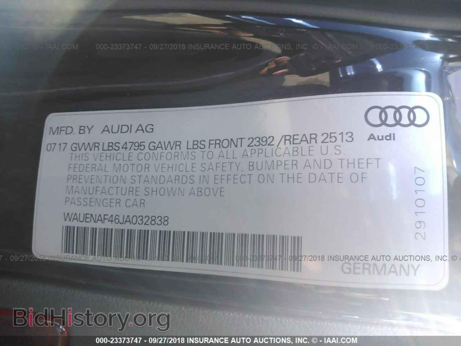 2018 Audi A4 - VIN: WAUENAF46JA032838 - Фото 9
