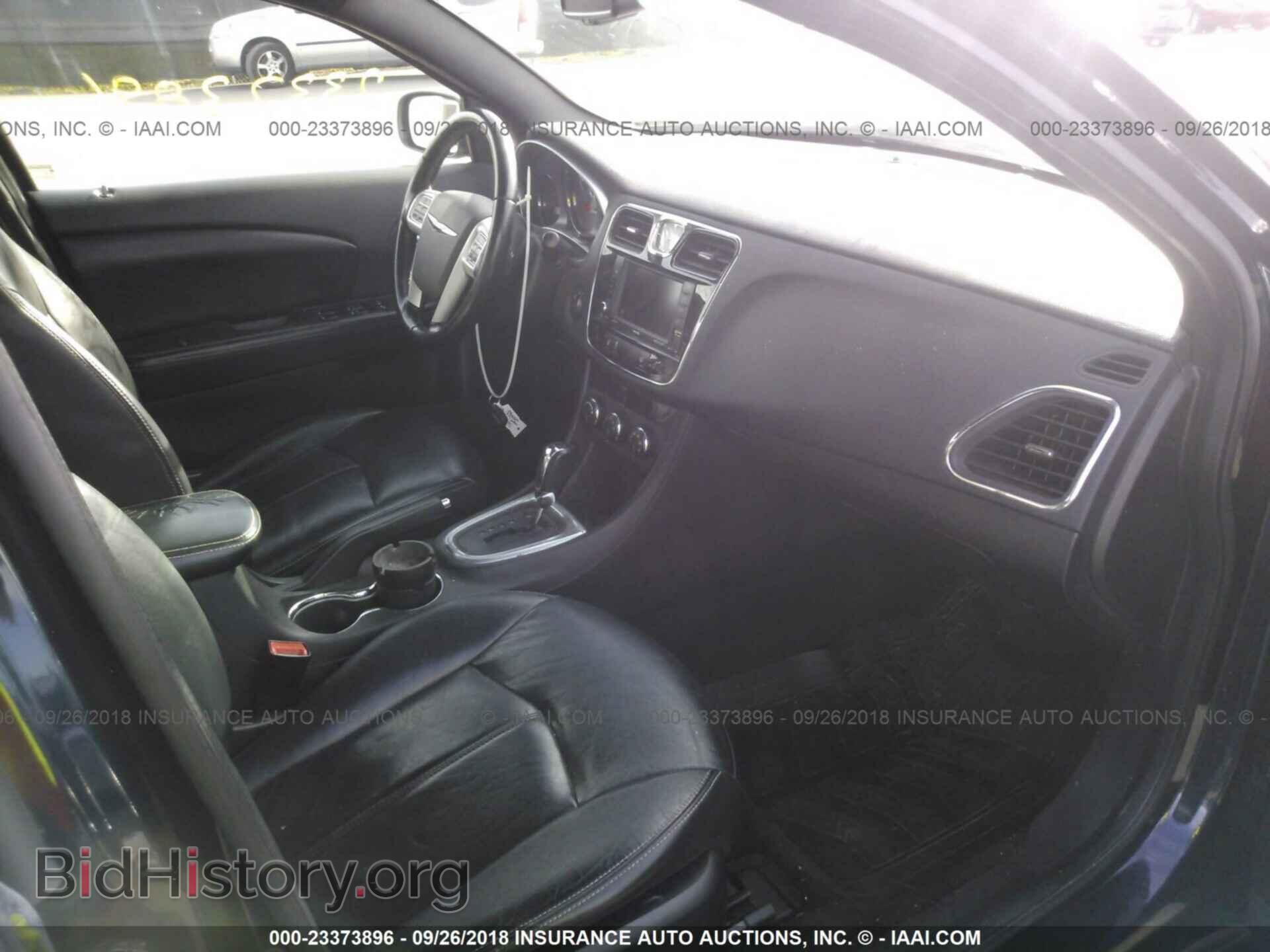 2012 Chrysler 200 - VIN: 1C3CCBCB3CN175352 - Фото 5