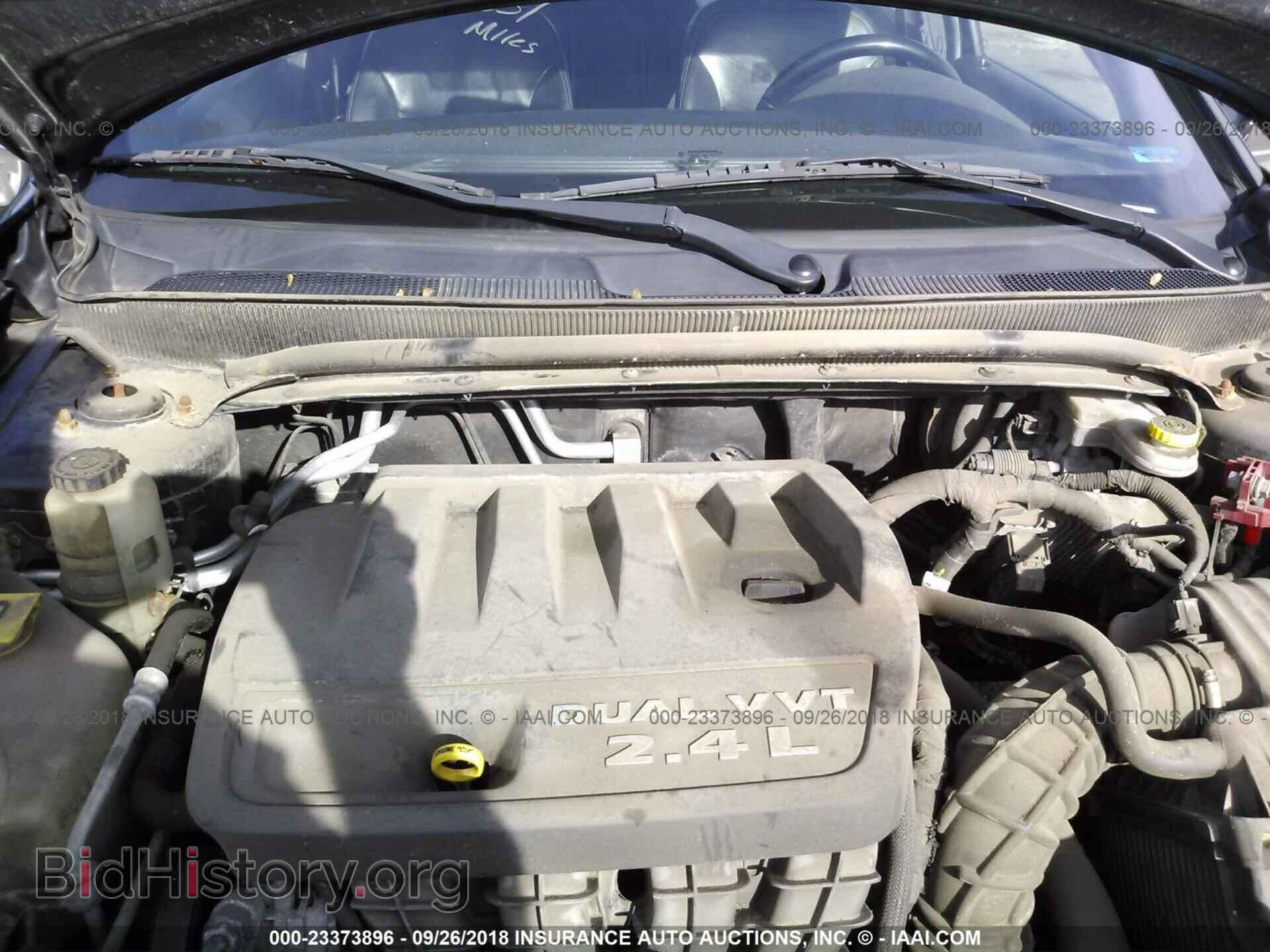 2012 Chrysler 200 - VIN: 1C3CCBCB3CN175352 - Фото 10