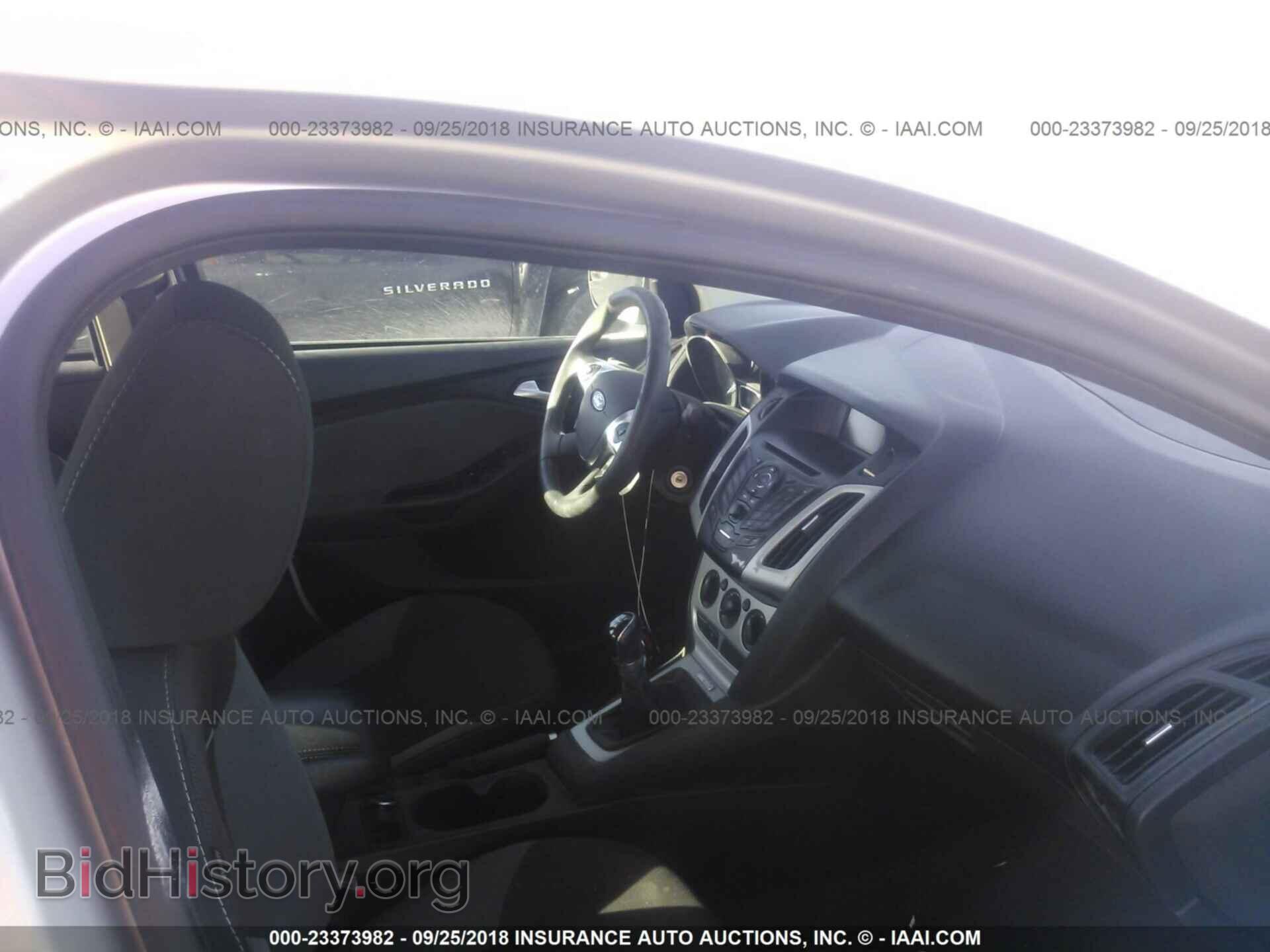 2013 Ford Focus - VIN: 1FADP3F29DL264352 - Photo 5