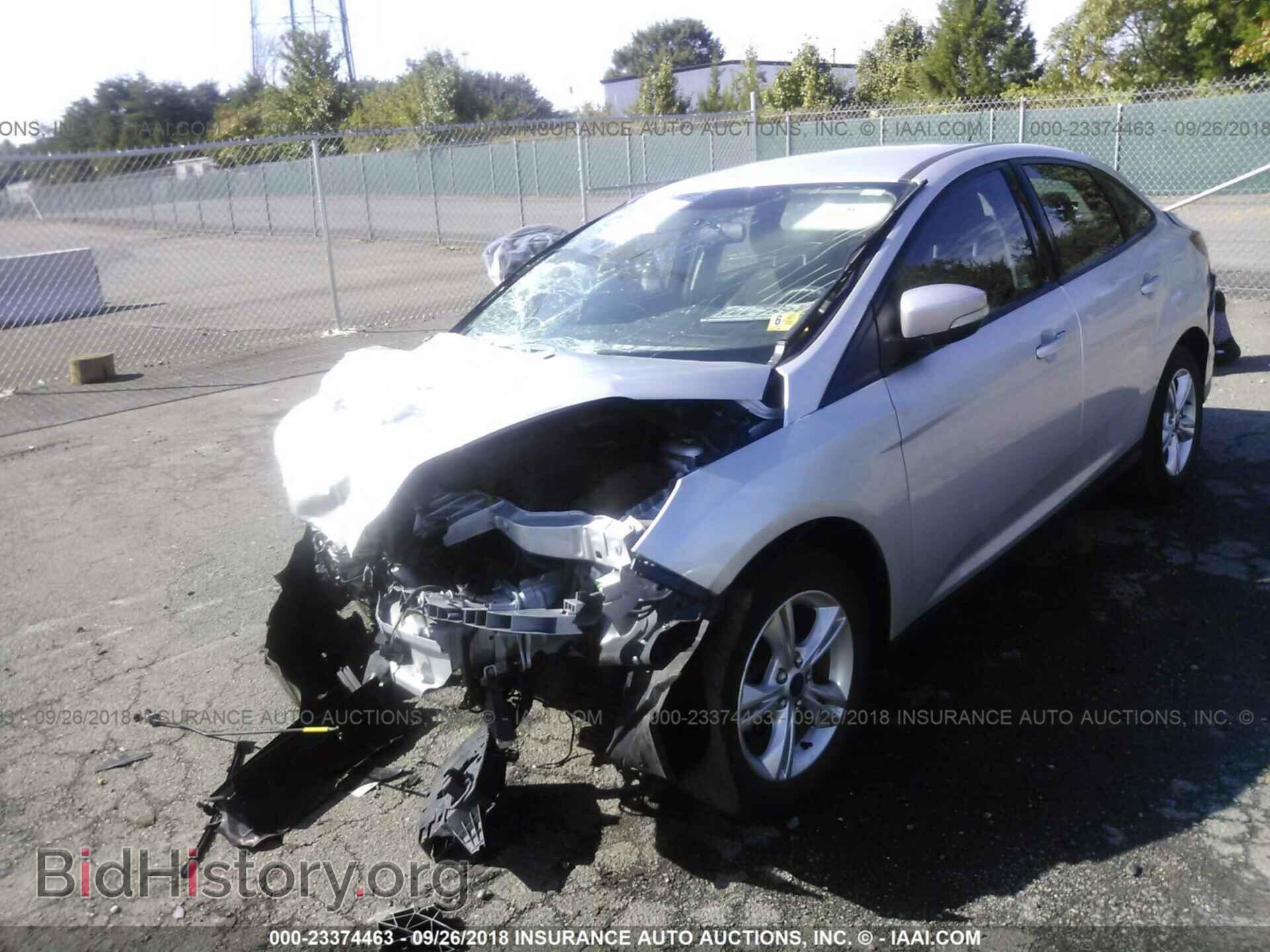2014 Ford Focus - VIN: 1FADP3F27EL298436 - Photo 2