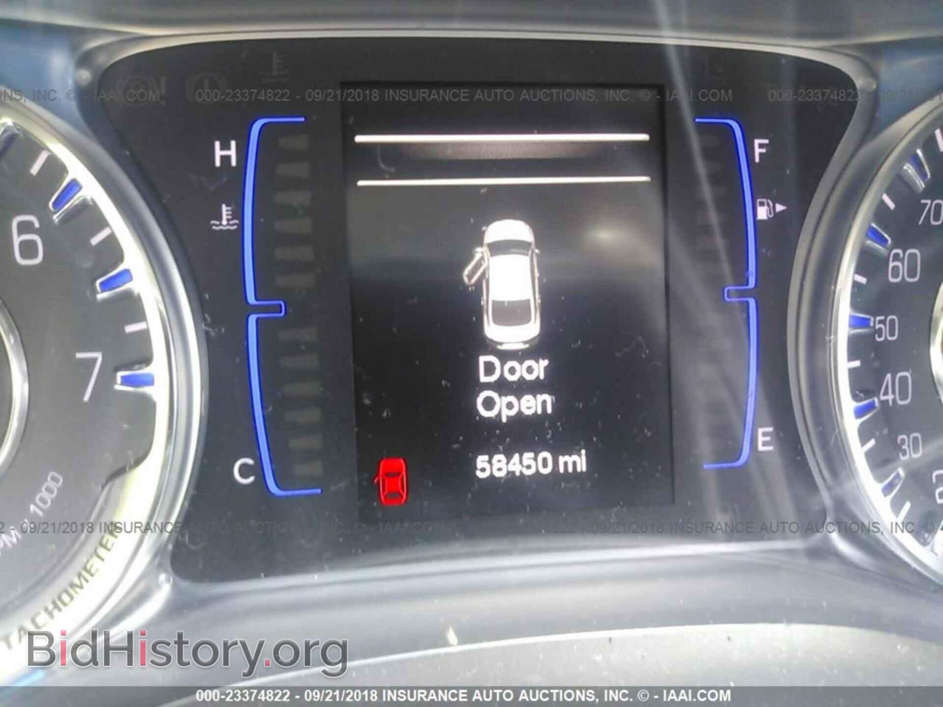 2015 Chrysler 200 - VIN: 1C3CCCAB7FN705111 - Photo 7