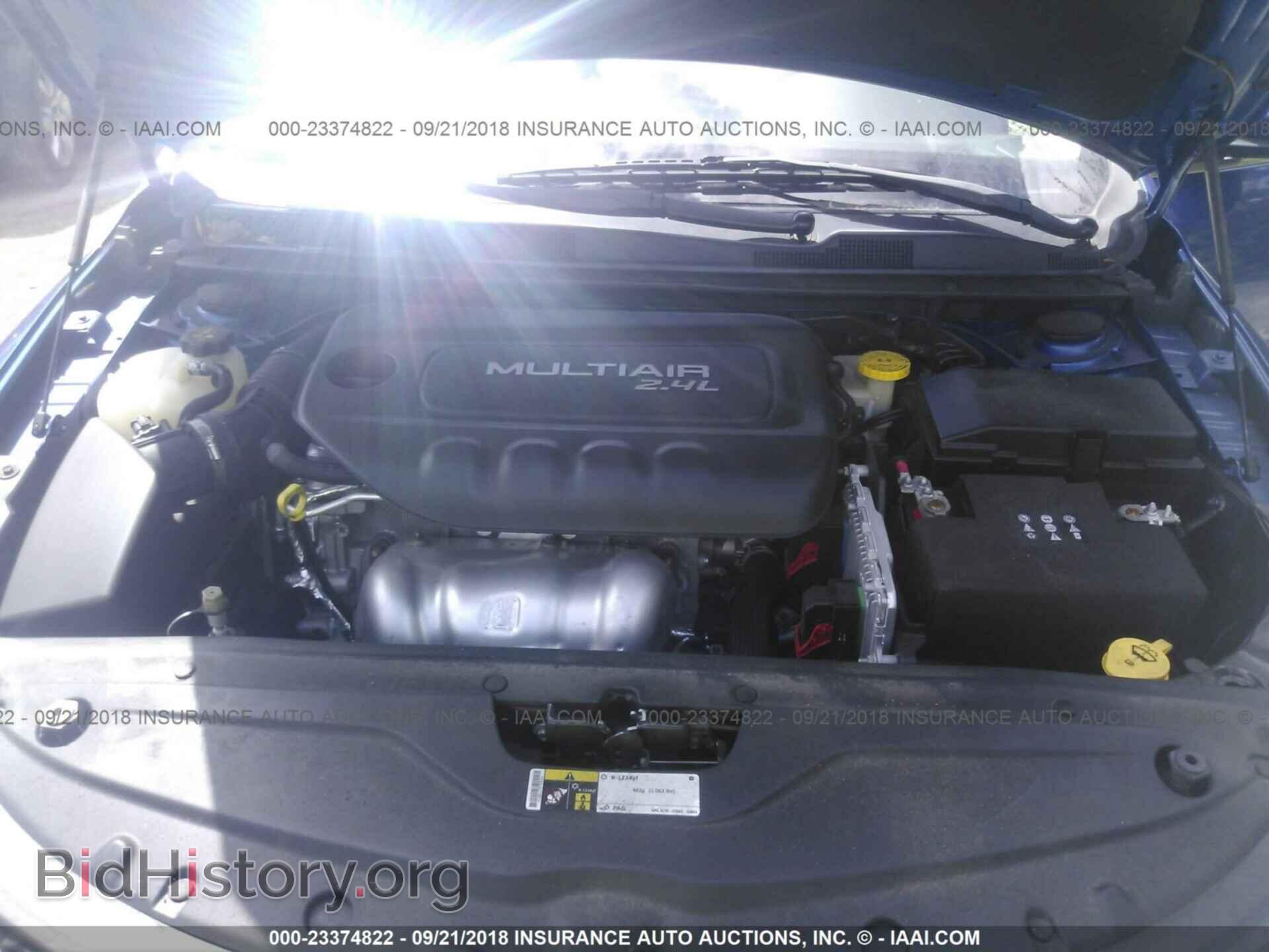 2015 Chrysler 200 - VIN: 1C3CCCAB7FN705111 - Photo 10