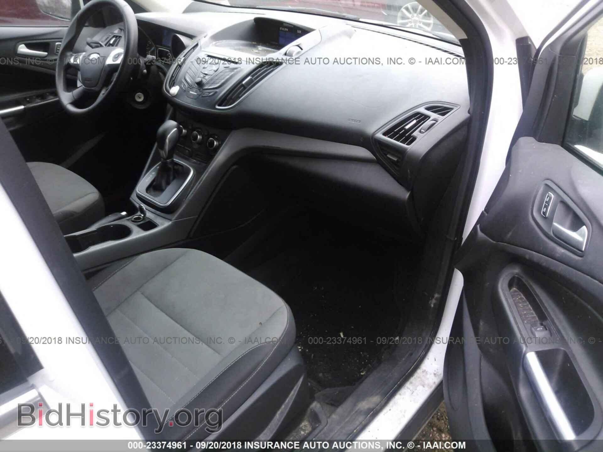 2014 Ford Escape - VIN: 1FMCU0GXXEUB48639 - Photo 5