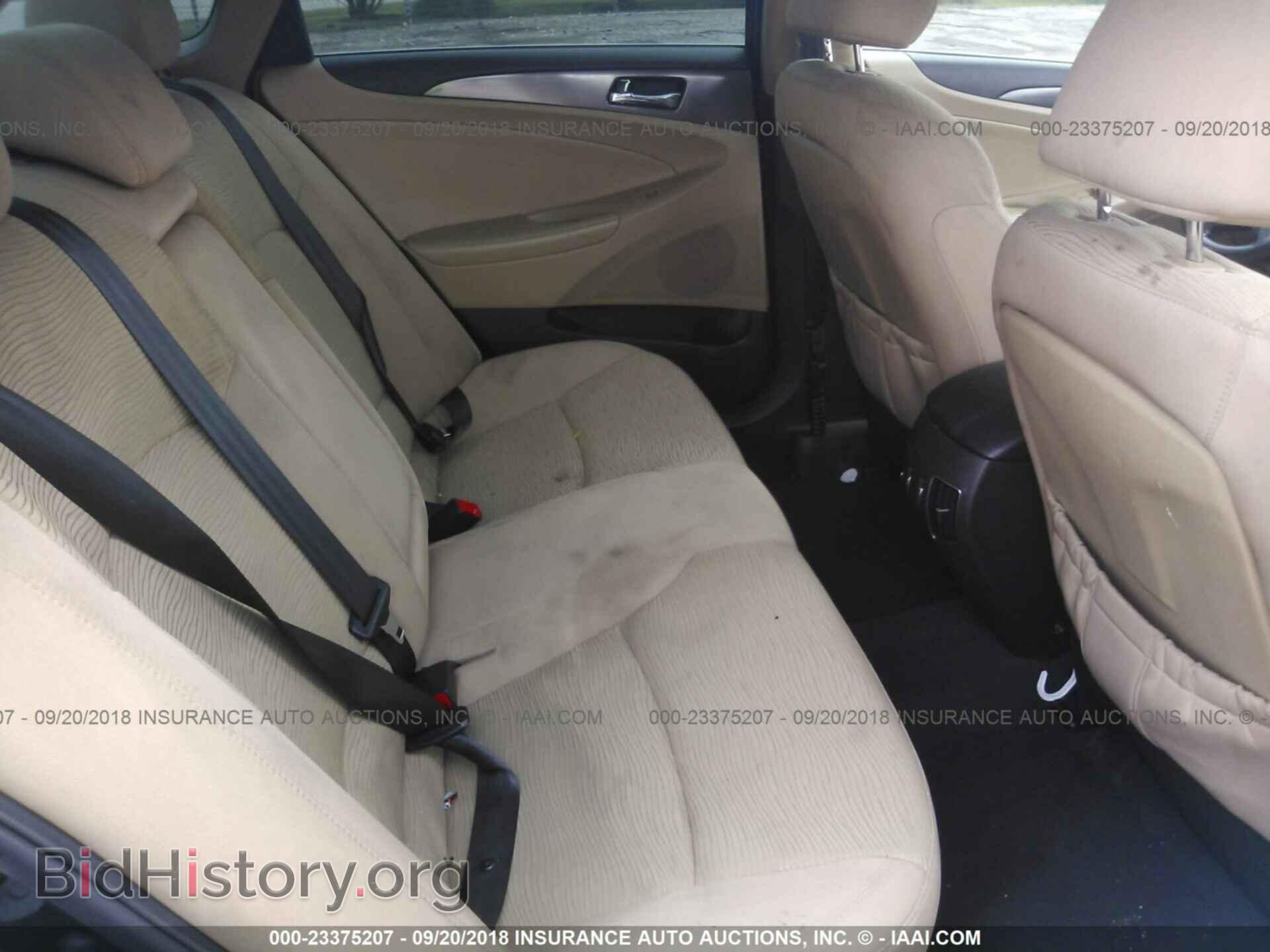 2012 Hyundai Sonata - VIN: KMHEC4A44CA045006 - Photo 8