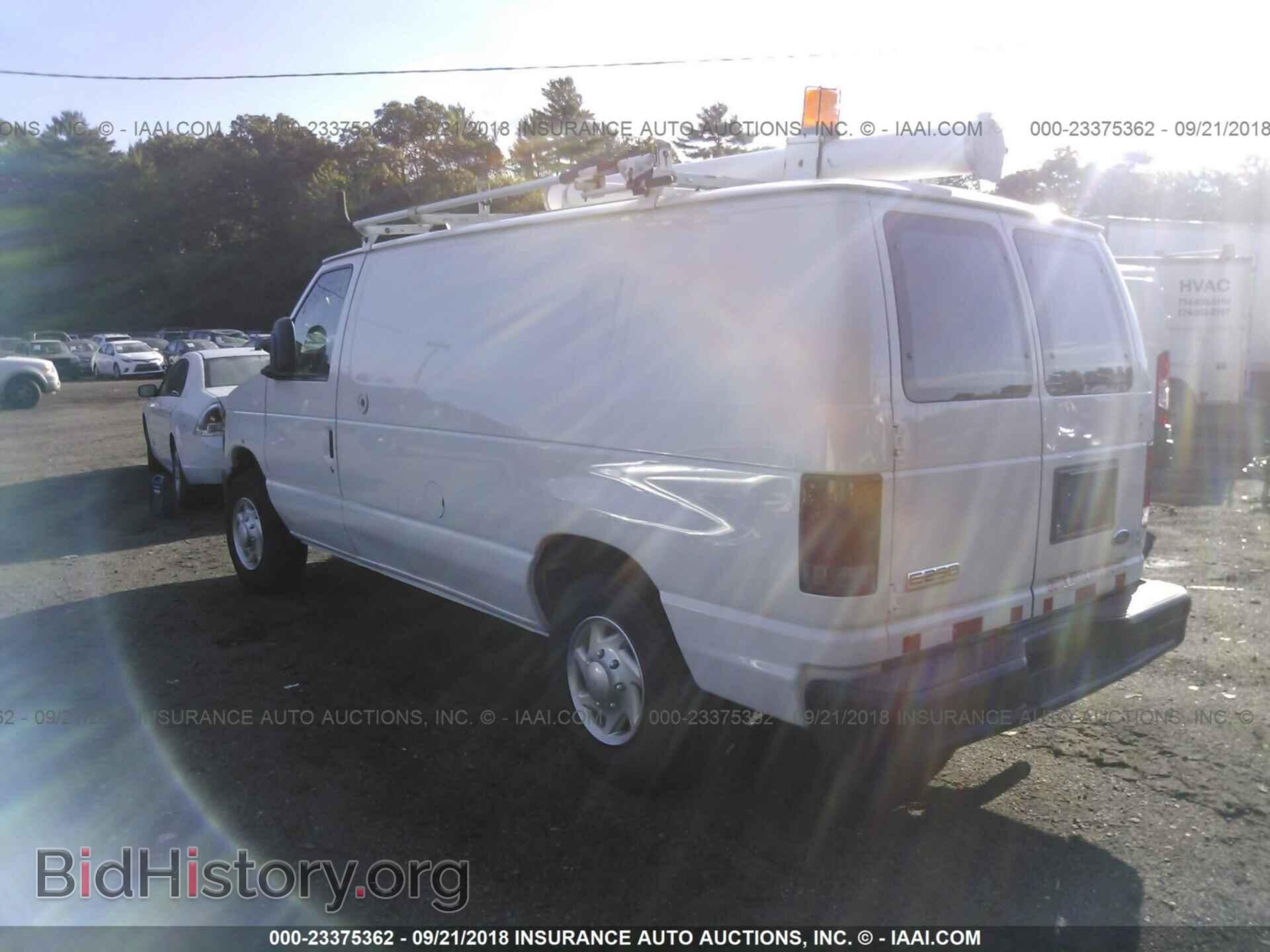 2011 Ford Econoline - VIN: IFTNE2ELXBD809762 - Фото 3