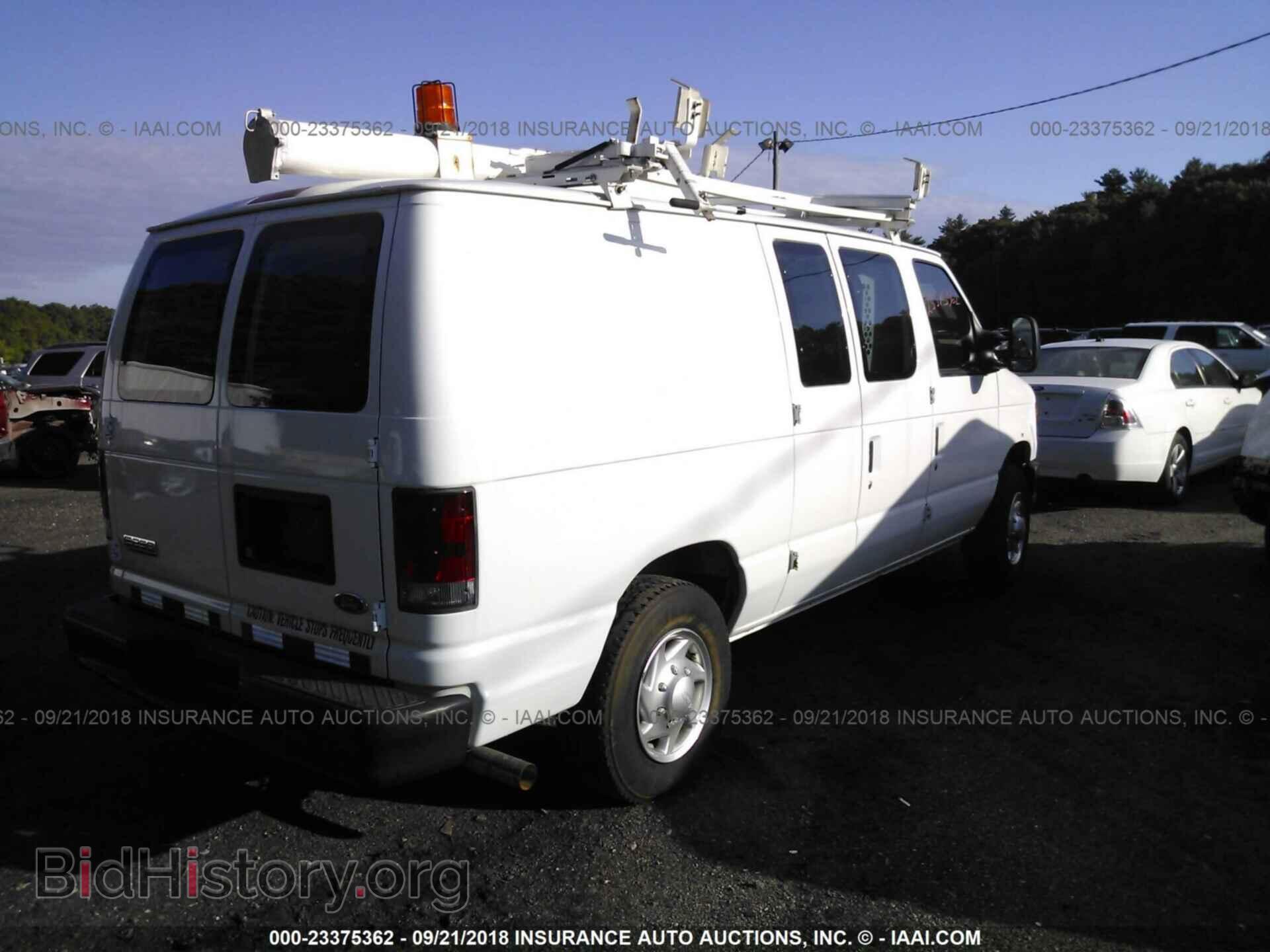 2011 Ford Econoline - VIN: IFTNE2ELXBD809762 - Фото 4