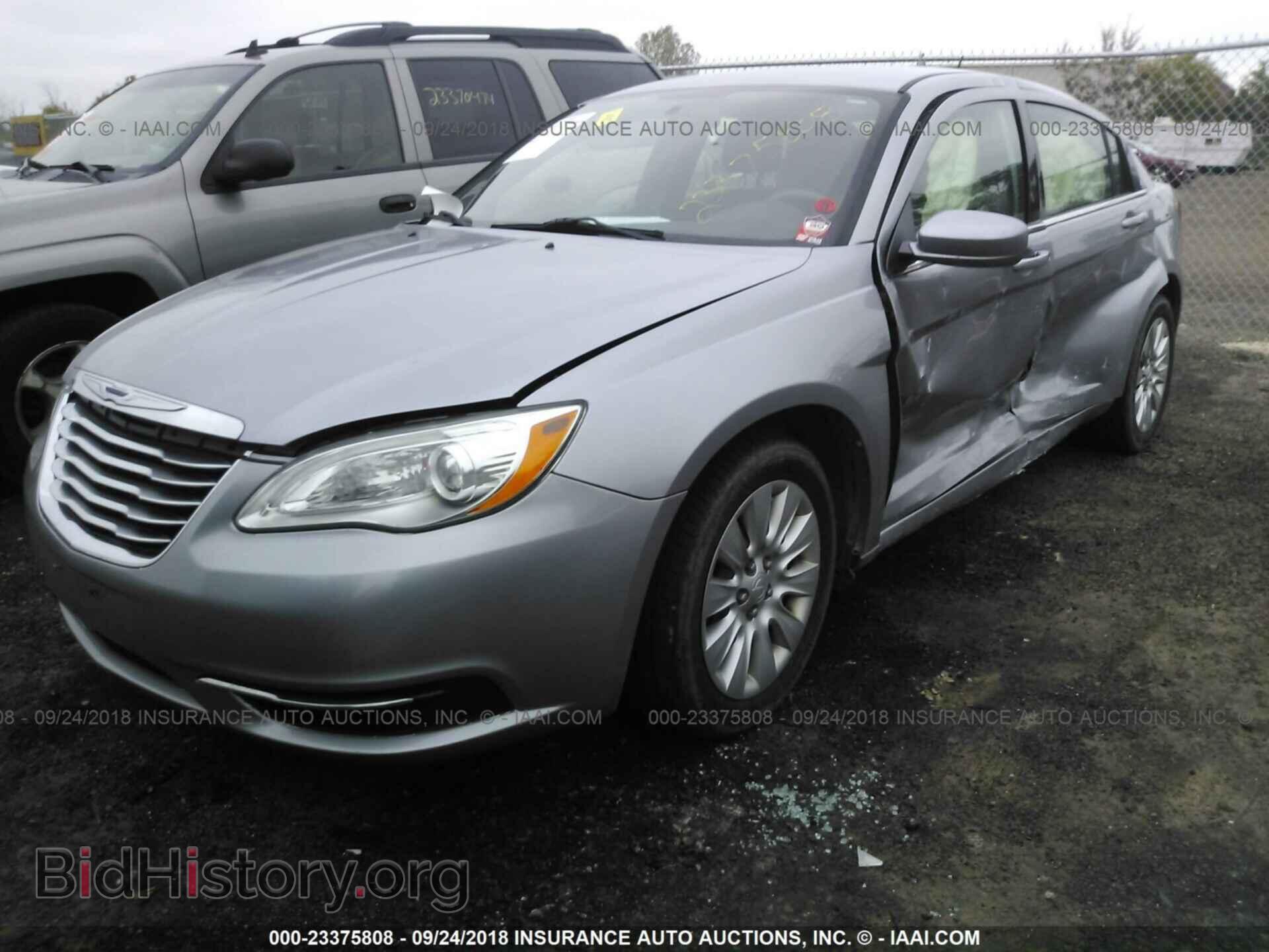 2013 CHRYSLER 200 - VIN: 1C3CCBAB9DN606507 - Photo 2