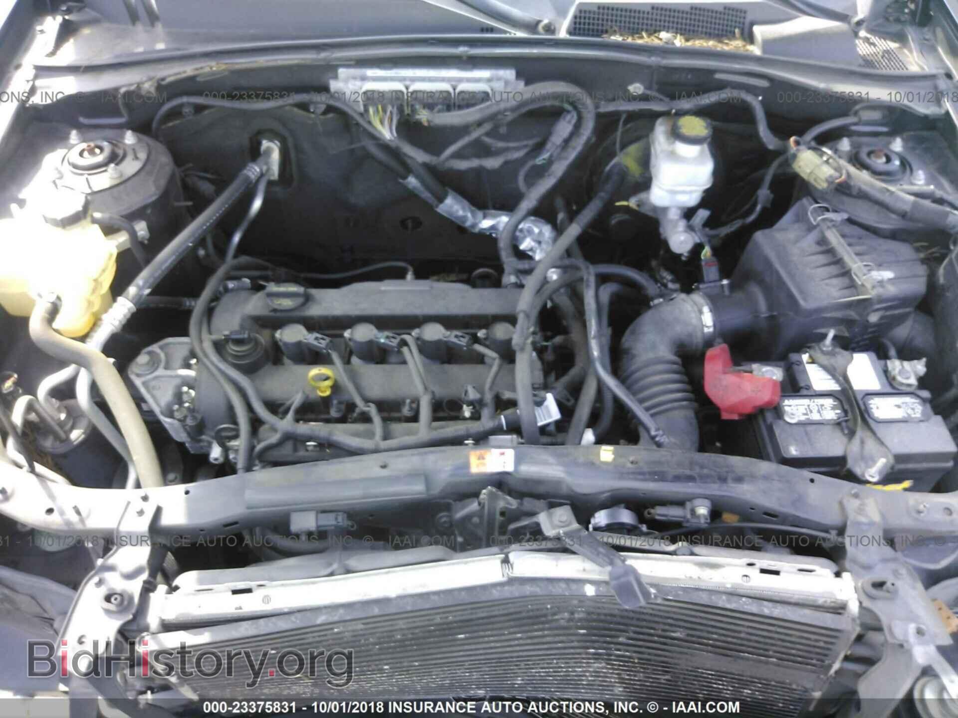2011 Ford Escape - VIN: 1FMCU9D74BKA76367 - Фото 10