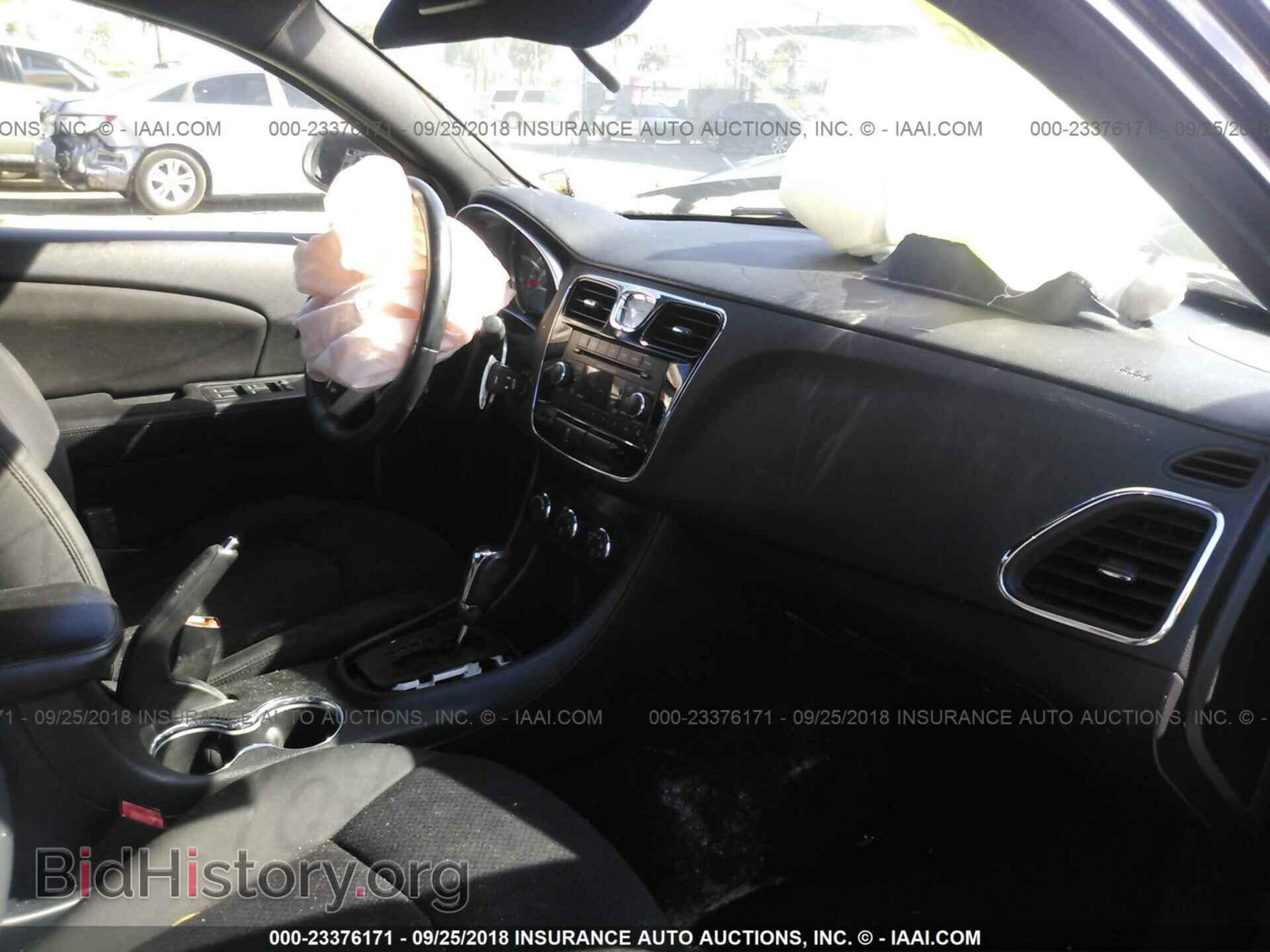 2013 Chrysler 200 - VIN: 1C3CCBBB6DN734864 - Фото 5