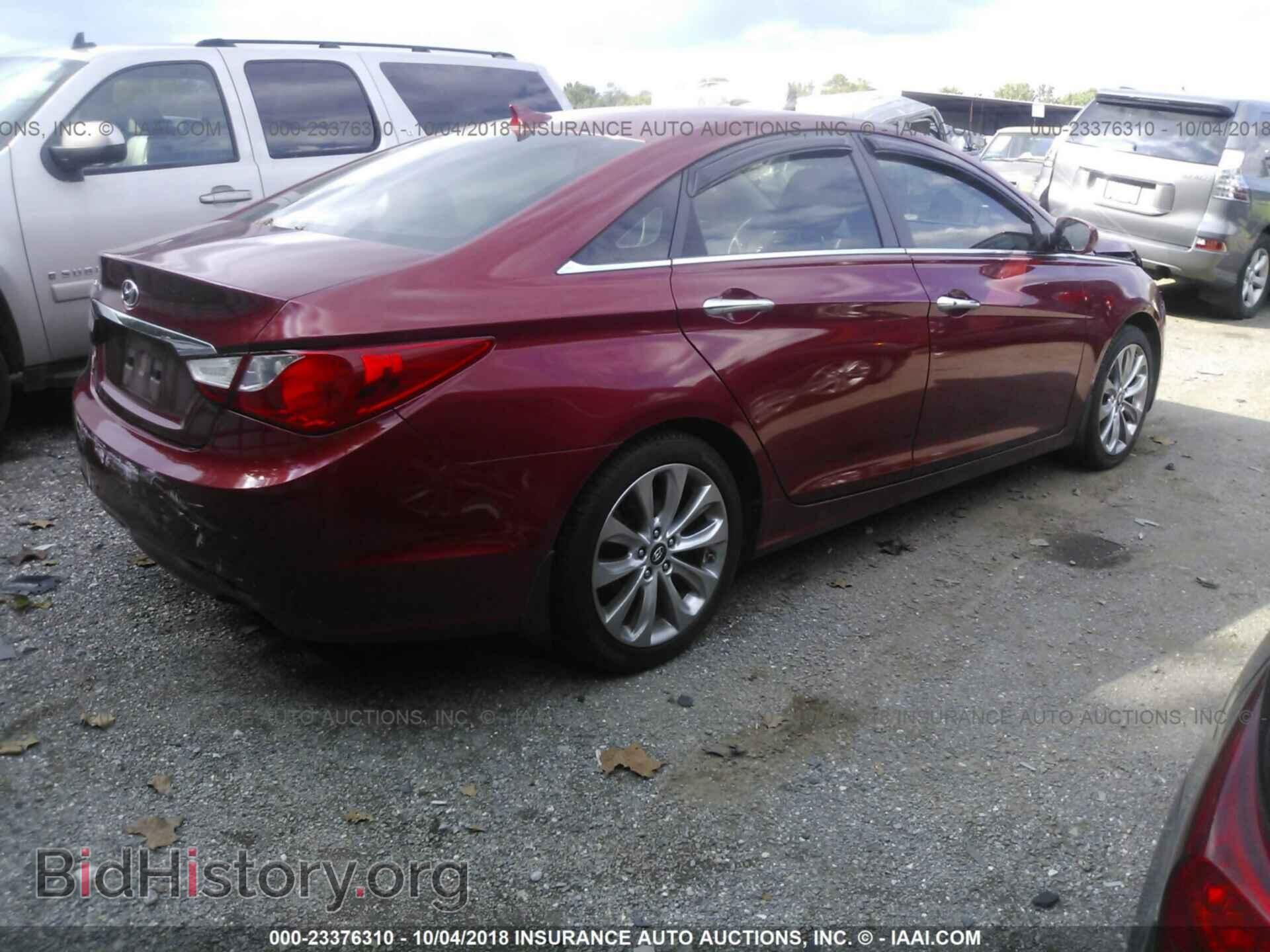 2012 Hyundai Sonata - VIN: 5NPEC4AC2CH384691 - Photo 4