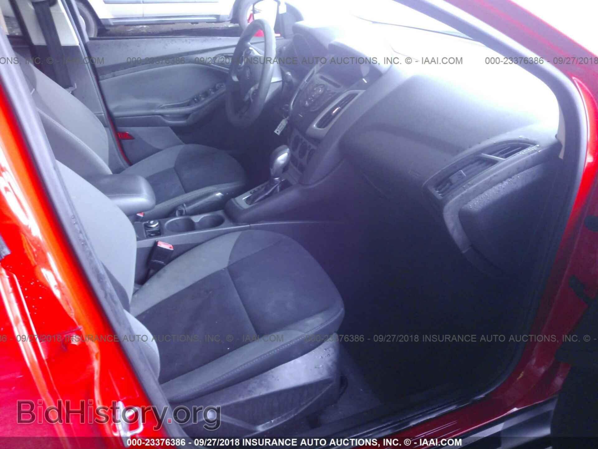 2012 Ford Focus - VIN: 1FAHP3F23CL141985 - Photo 5