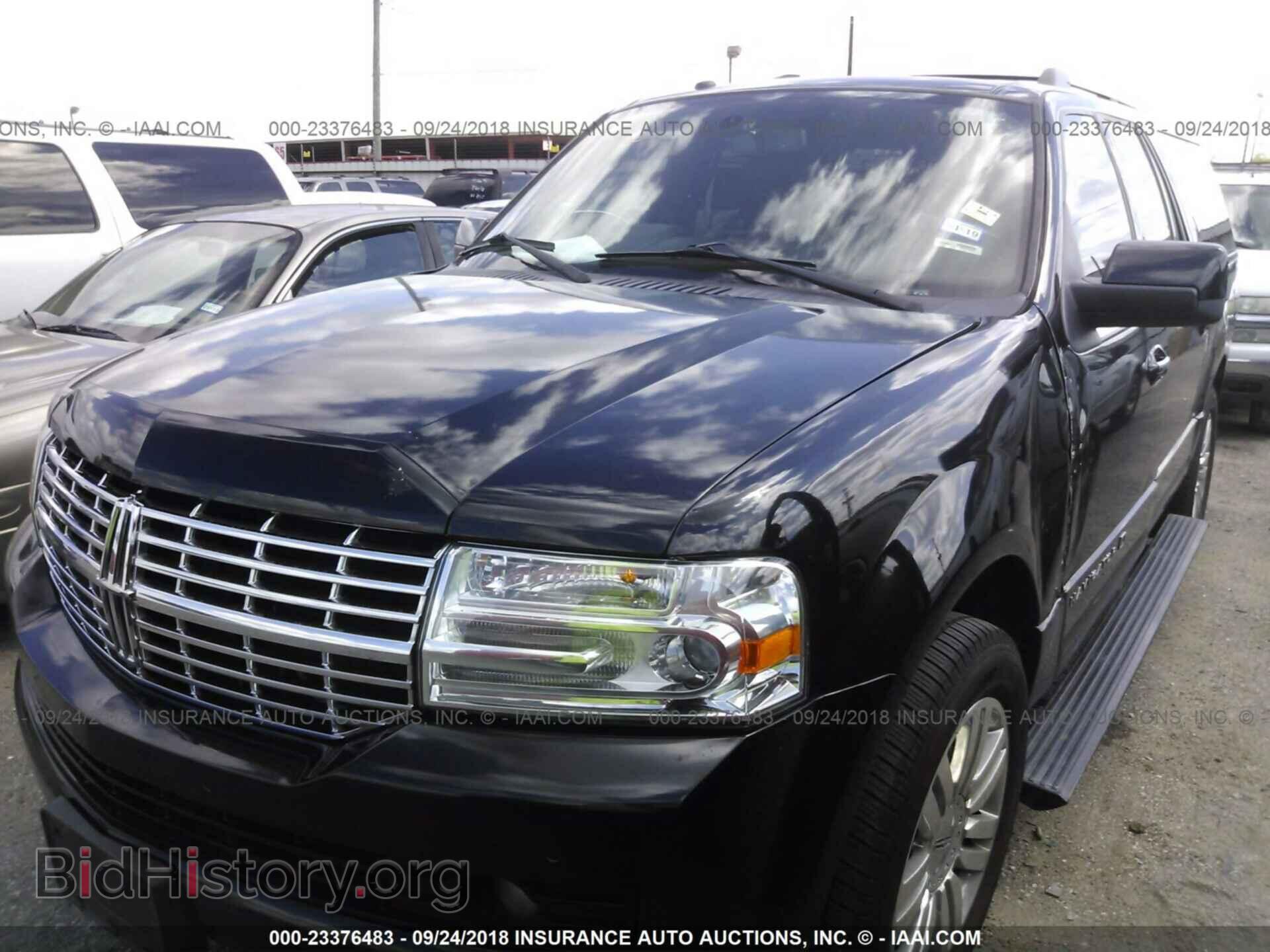 2012 Lincoln Navigator - VIN: 5LMJJ3H53CEL01574 - Фото 2