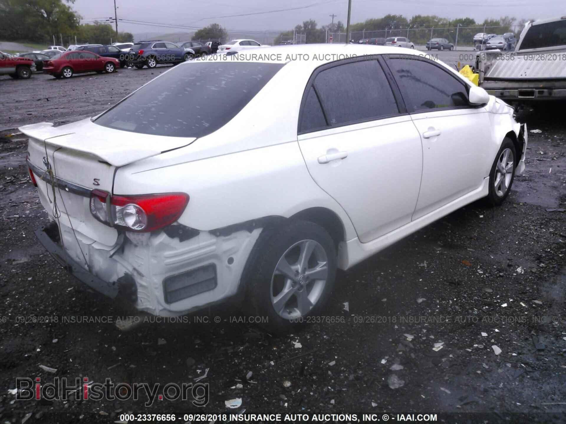 2011 Toyota Corolla - VIN: 2T1BU4EEXBC748174 - Photo 4