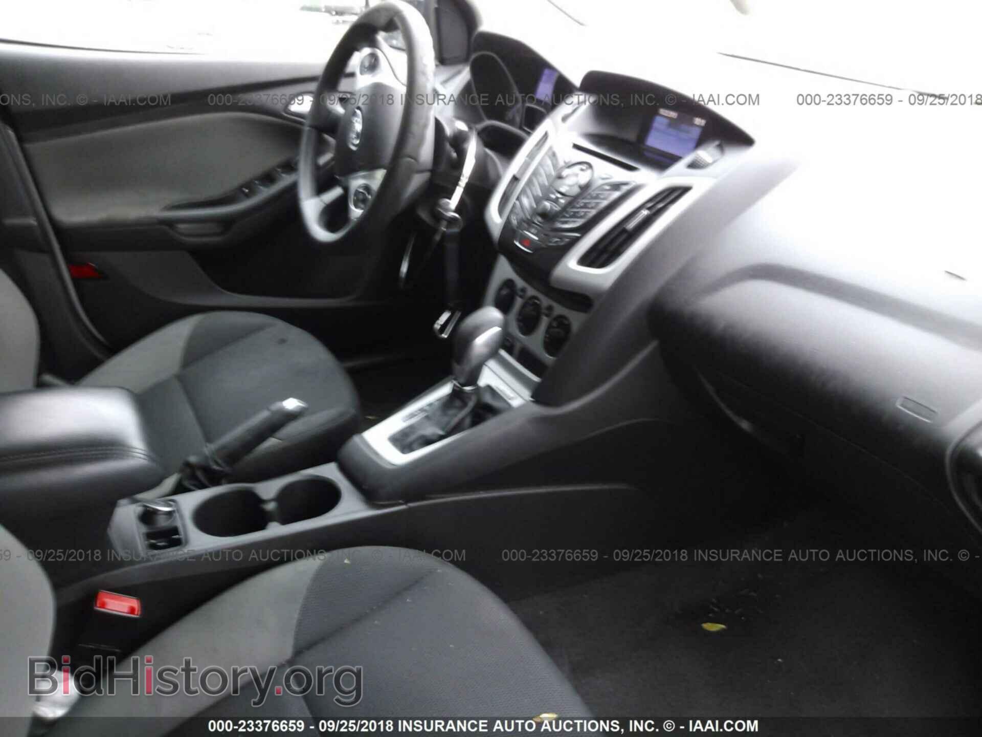 2014 Ford Focus - VIN: 1FADP3F29EL128255 - Photo 5