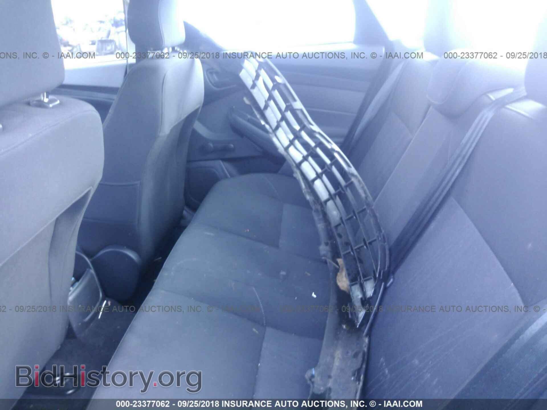 2017 Ford Focus - VIN: 1FADP3E2XHL336313 - Photo 8