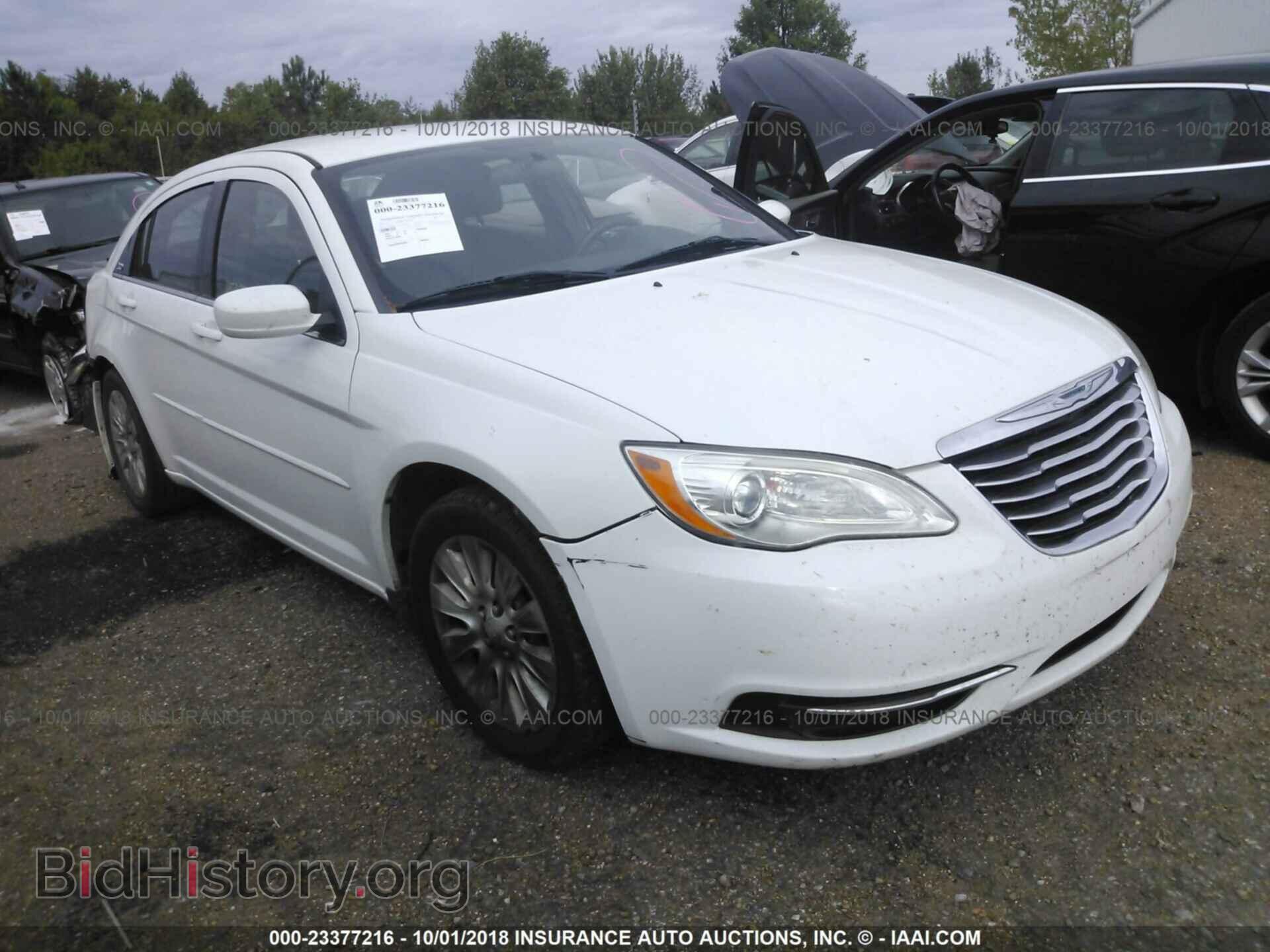 Фотография 1C3CCBABXCN214330 - Chrysler 200 2012