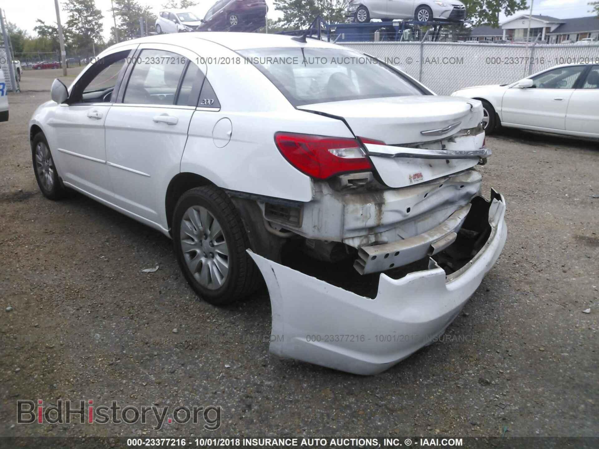2012 Chrysler 200 - VIN: 1C3CCBABXCN214330 - Photo 3