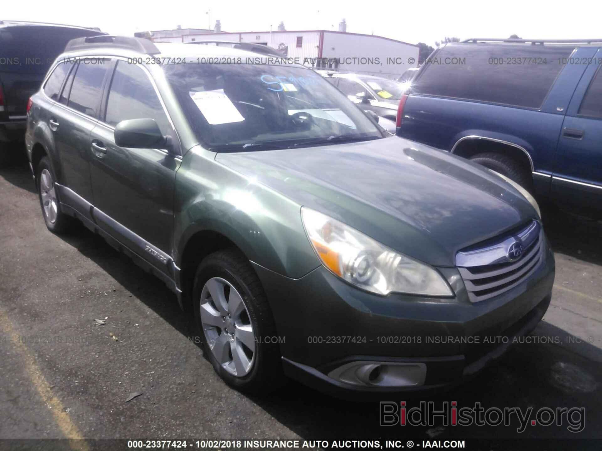 Photo 4S4BRBFC7B3356597 - Subaru Outback 2011