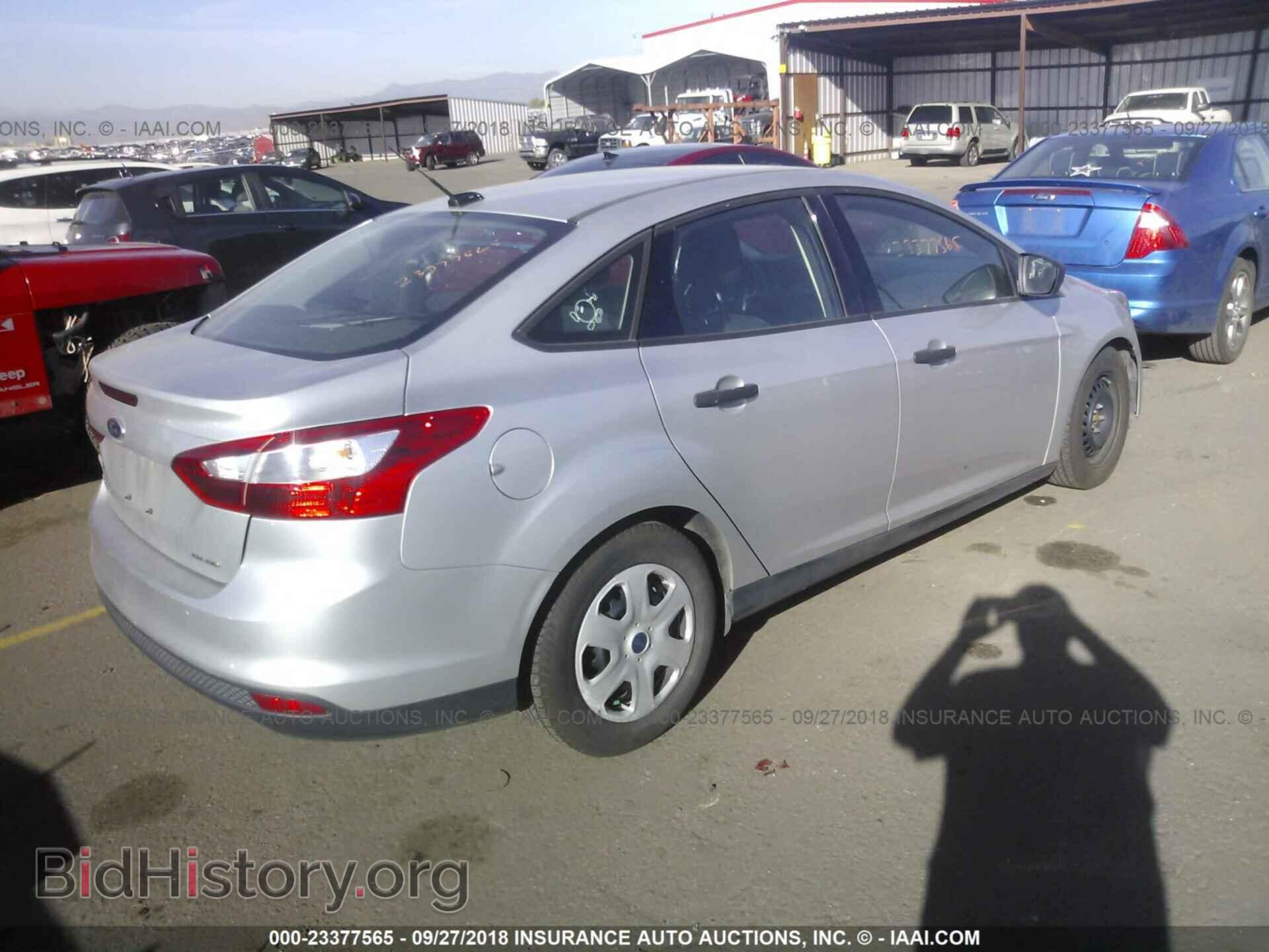 2014 Ford Focus - VIN: 1FADP3E25EL441126 - Фото 4