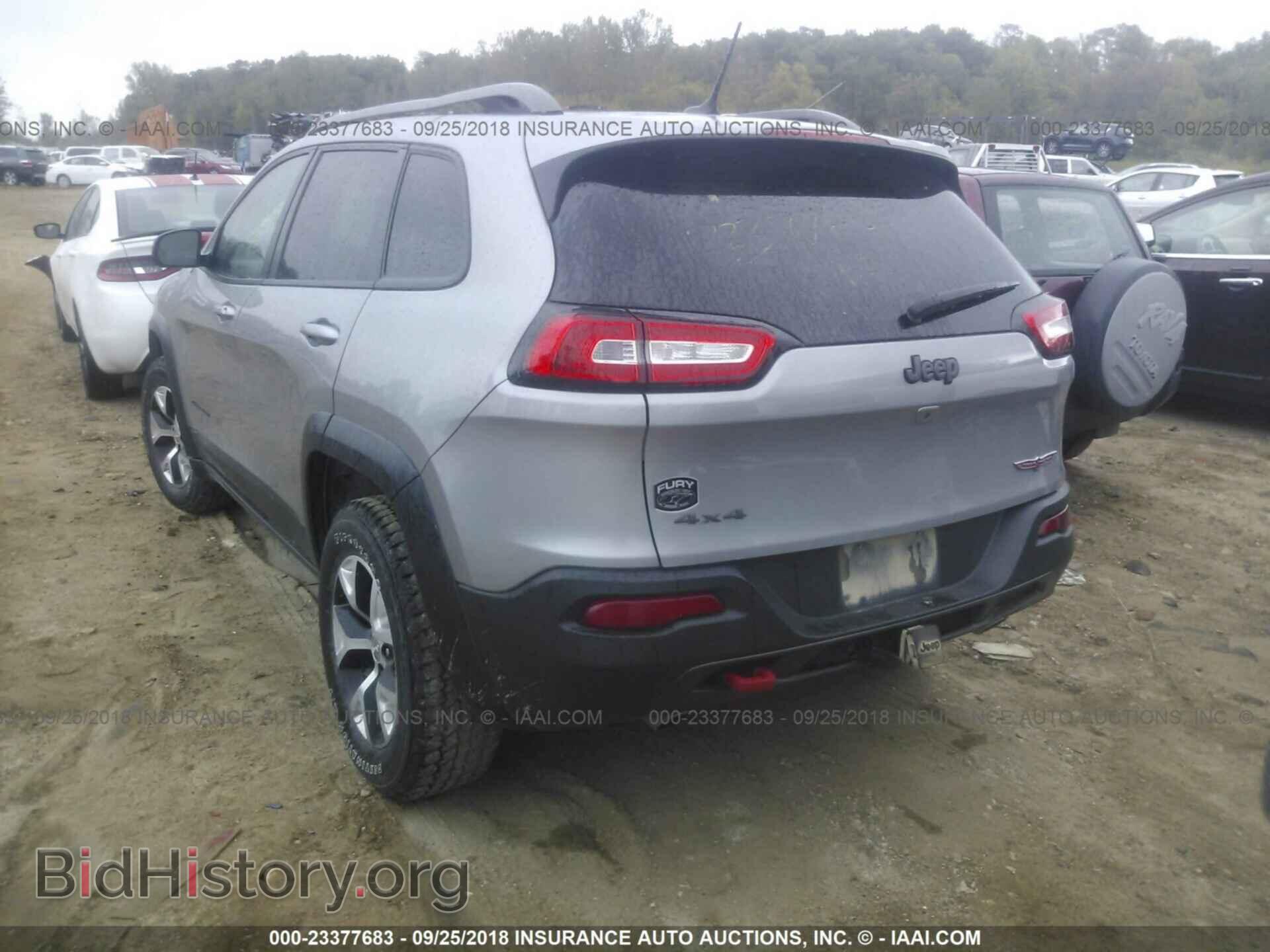 2015 Jeep Cherokee - VIN: 1C4PJMBS0FW582270 - Фото 3