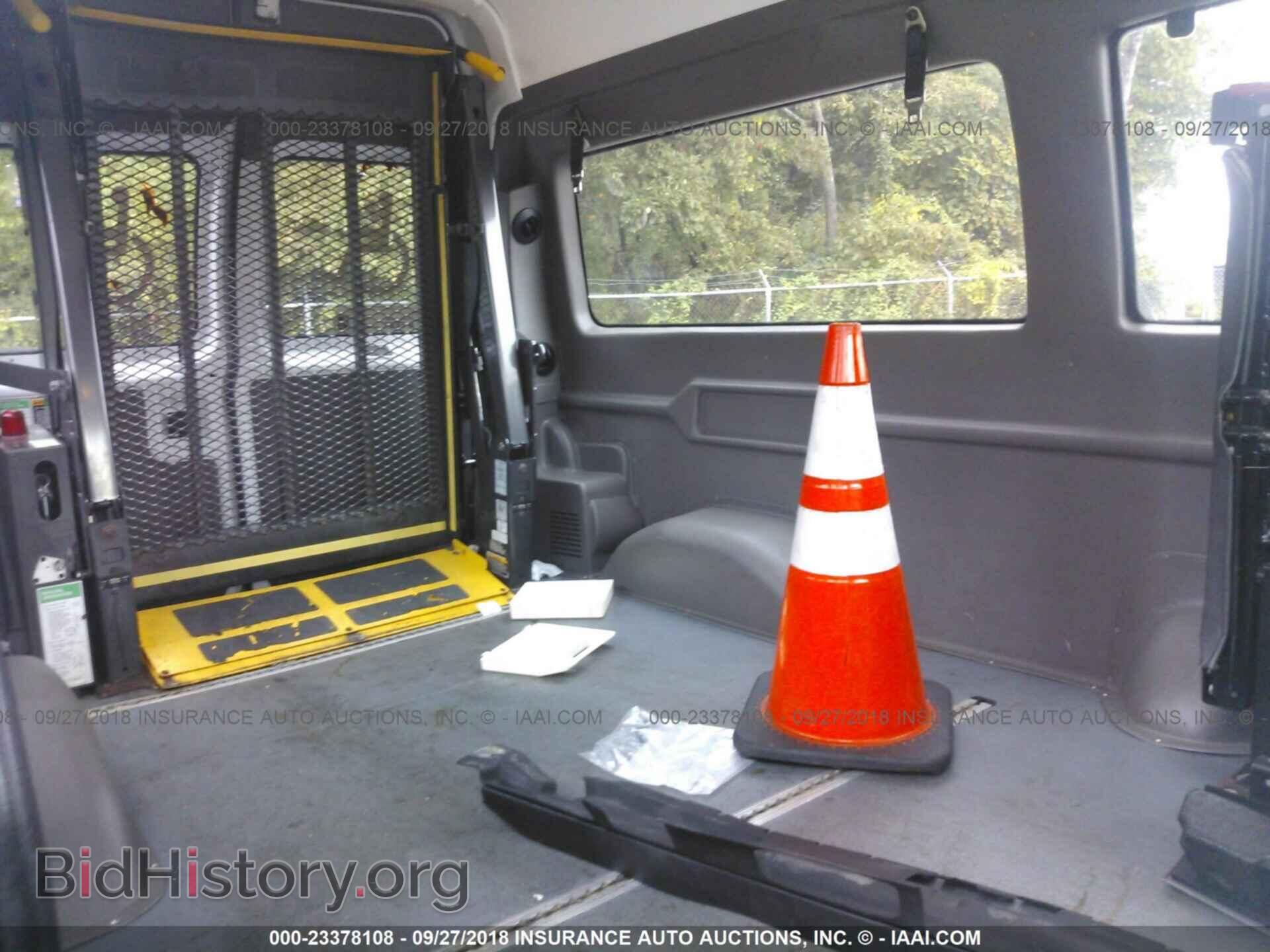 2012 Ford Econoline - VIN: 1FTNE2EW2CDA48077 - Photo 8