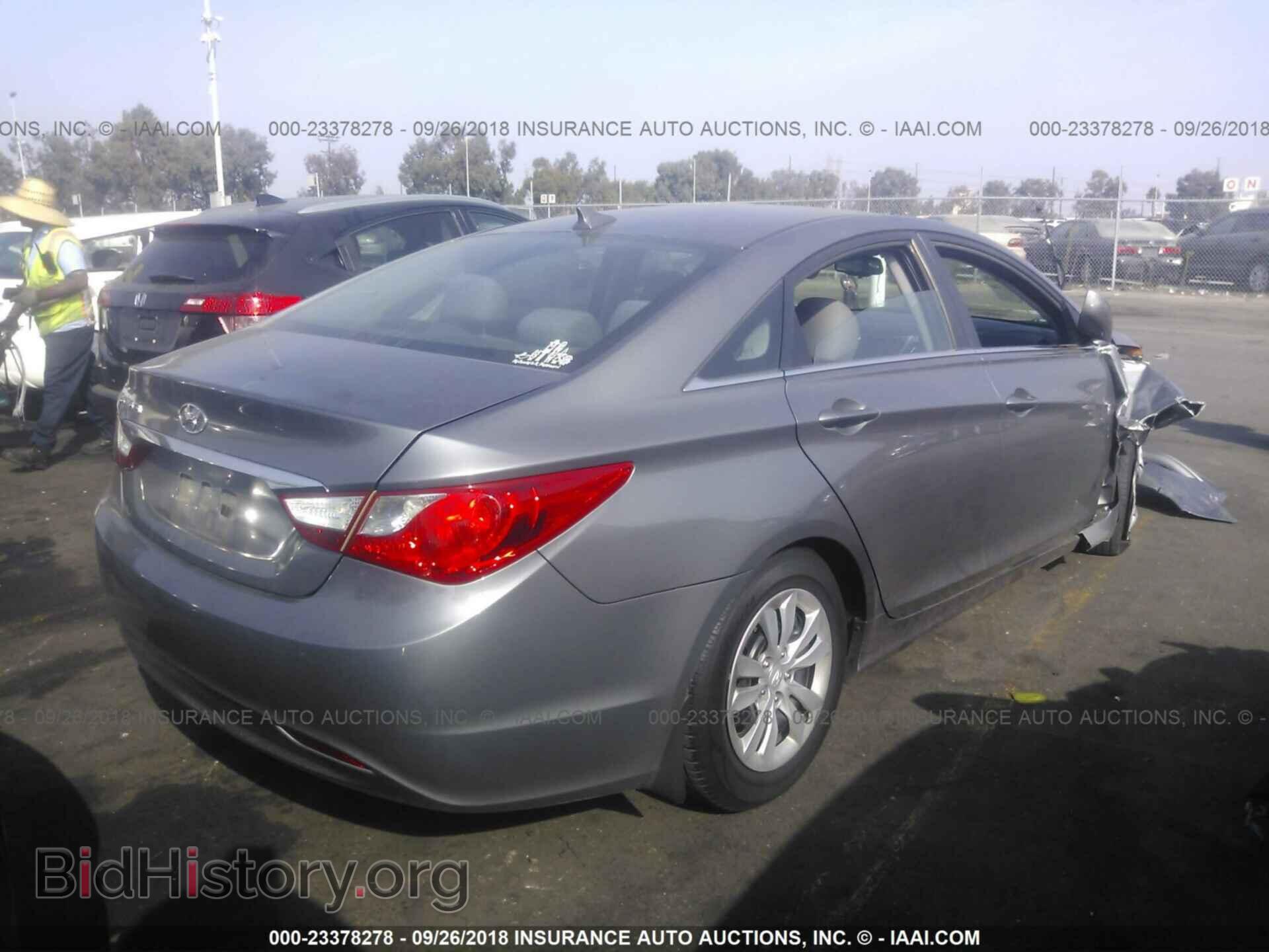 2012 Hyundai Sonata - VIN: 5NPEB4AC8CH404428 - Фото 4
