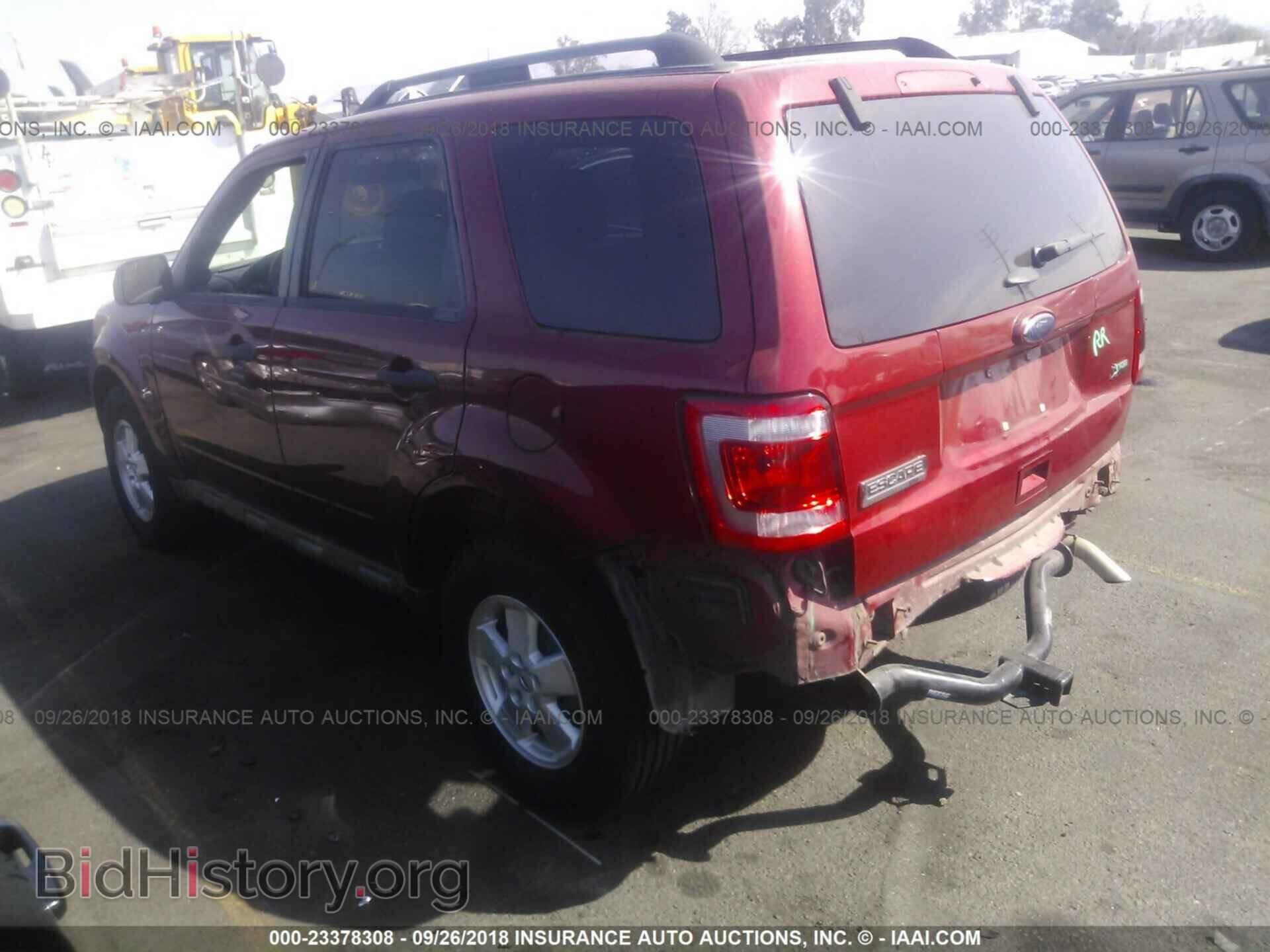 2011 Ford Escape - VIN: 1FMCU0DG9BKC52793 - Фото 3