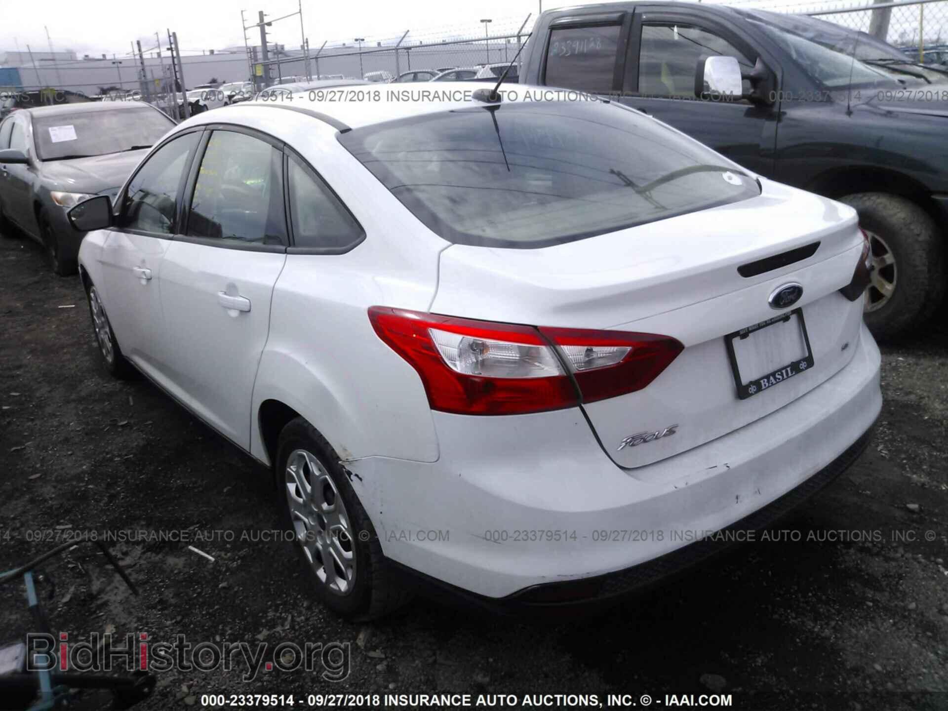 2012 Ford Focus - VIN: 1FAHP3F24CL299543 - Photo 3
