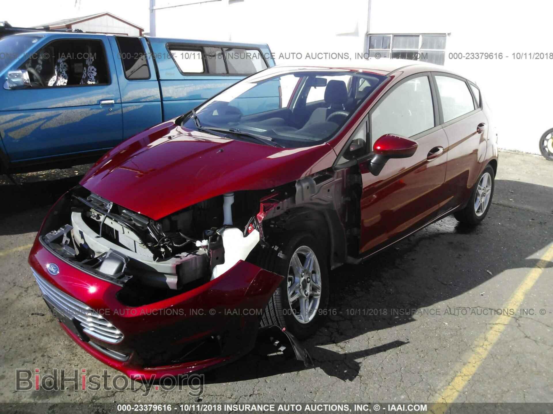 2017 Ford Fiesta - VIN: 3FADP4EJ3HM170552 - Фото 2
