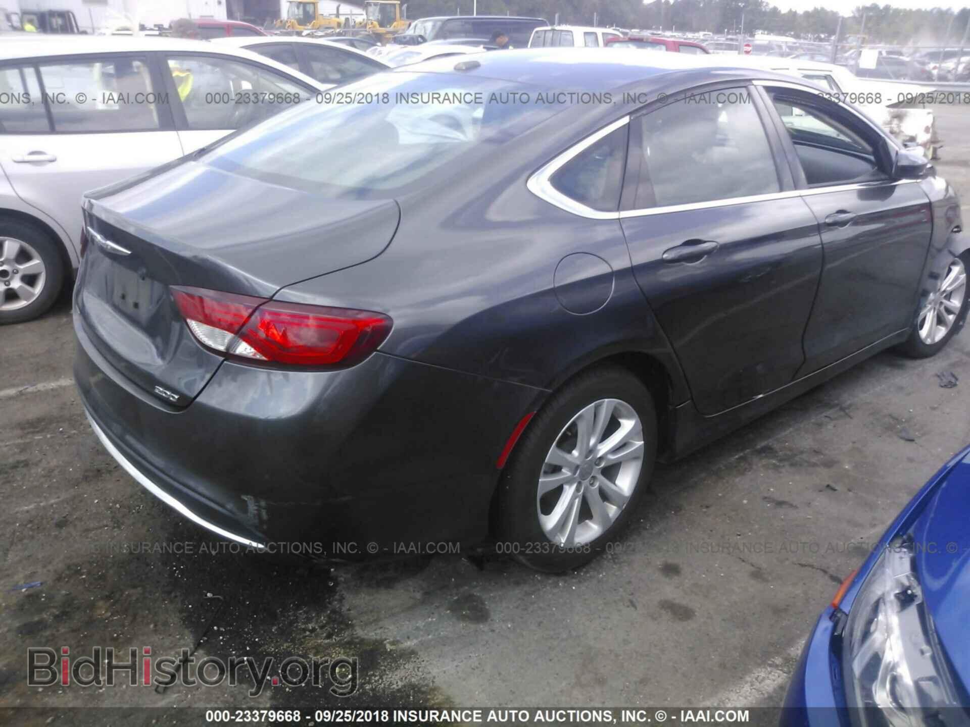 2015 Chrysler 200 - VIN: 1C3CCCAB1FN603450 - Photo 4