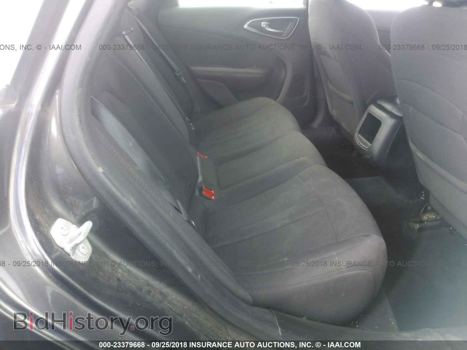 2015 Chrysler 200 - VIN: 1C3CCCAB1FN603450 - Photo 8