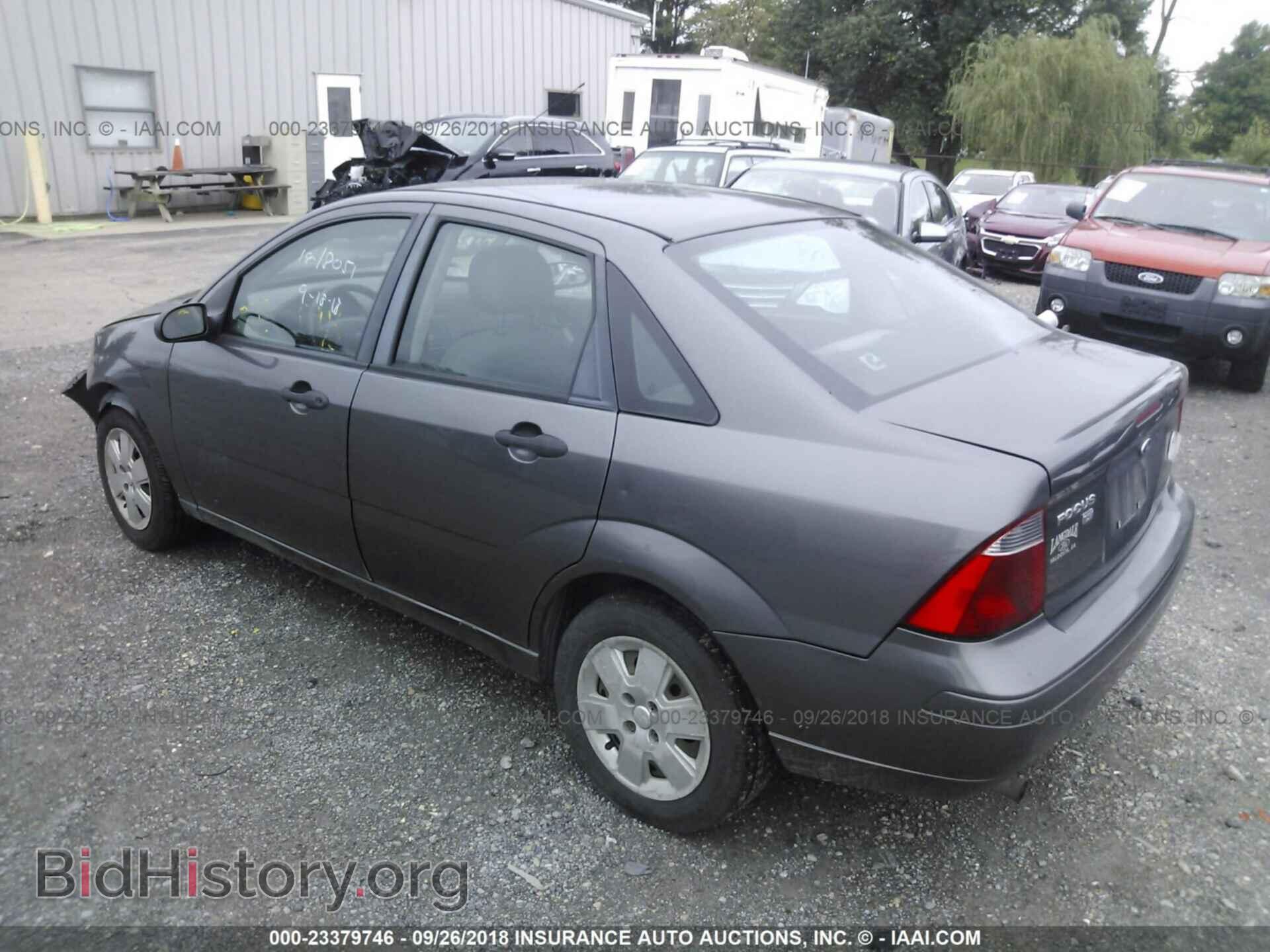 2007 FORD FOCUS - VIN: 1FAFP34N77W225459 - Фото 3