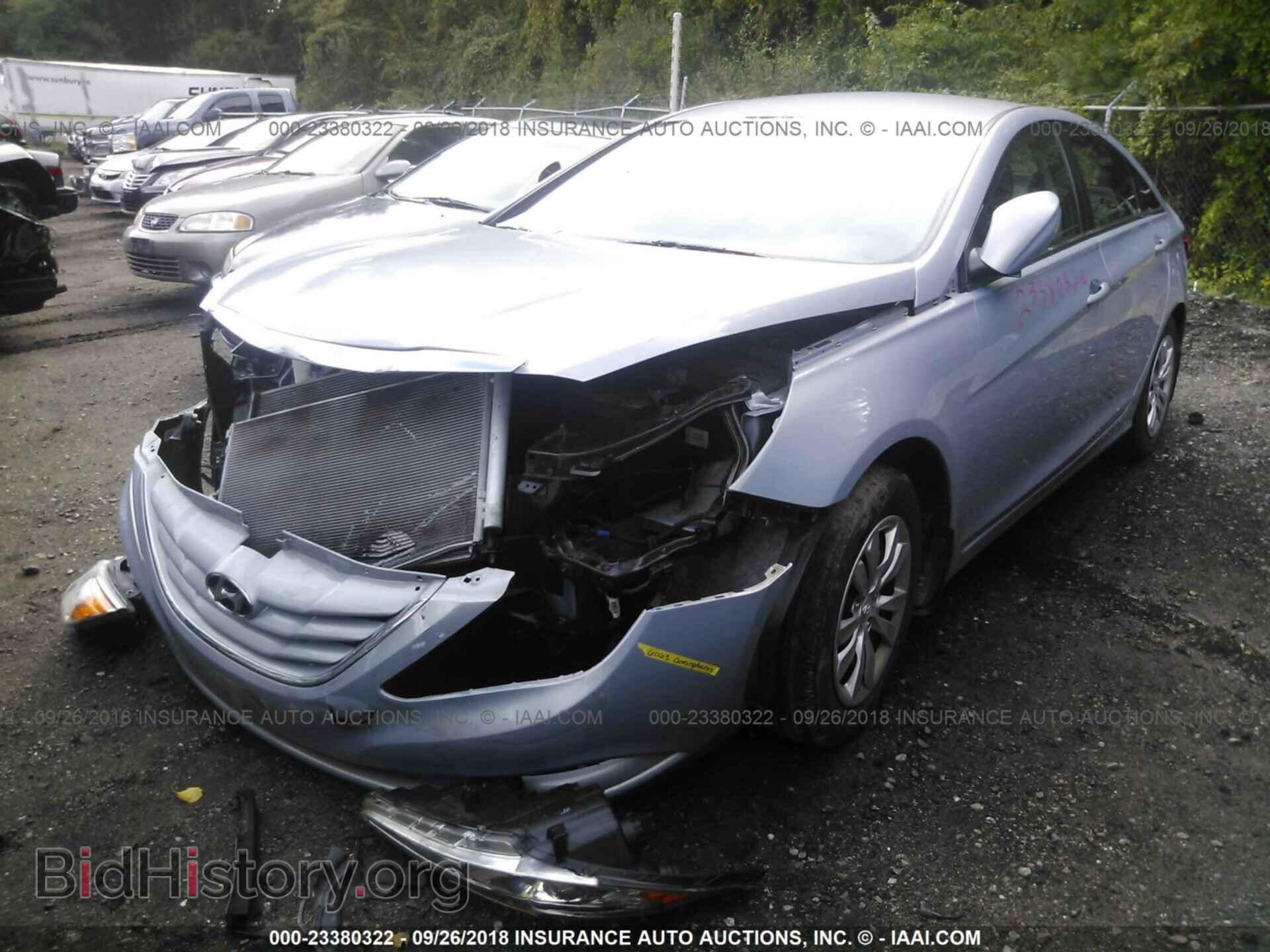 2012 Hyundai Sonata - VIN: 5NPEB4AC2CH431608 - Photo 2